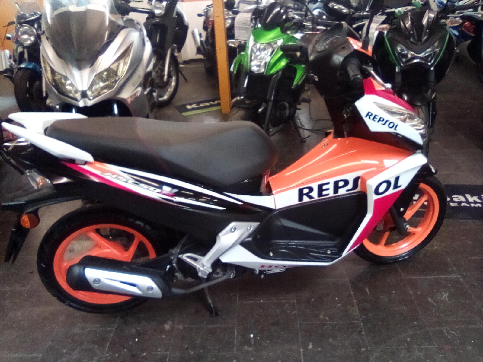 HONDA NSC Vision 50 R Repsol