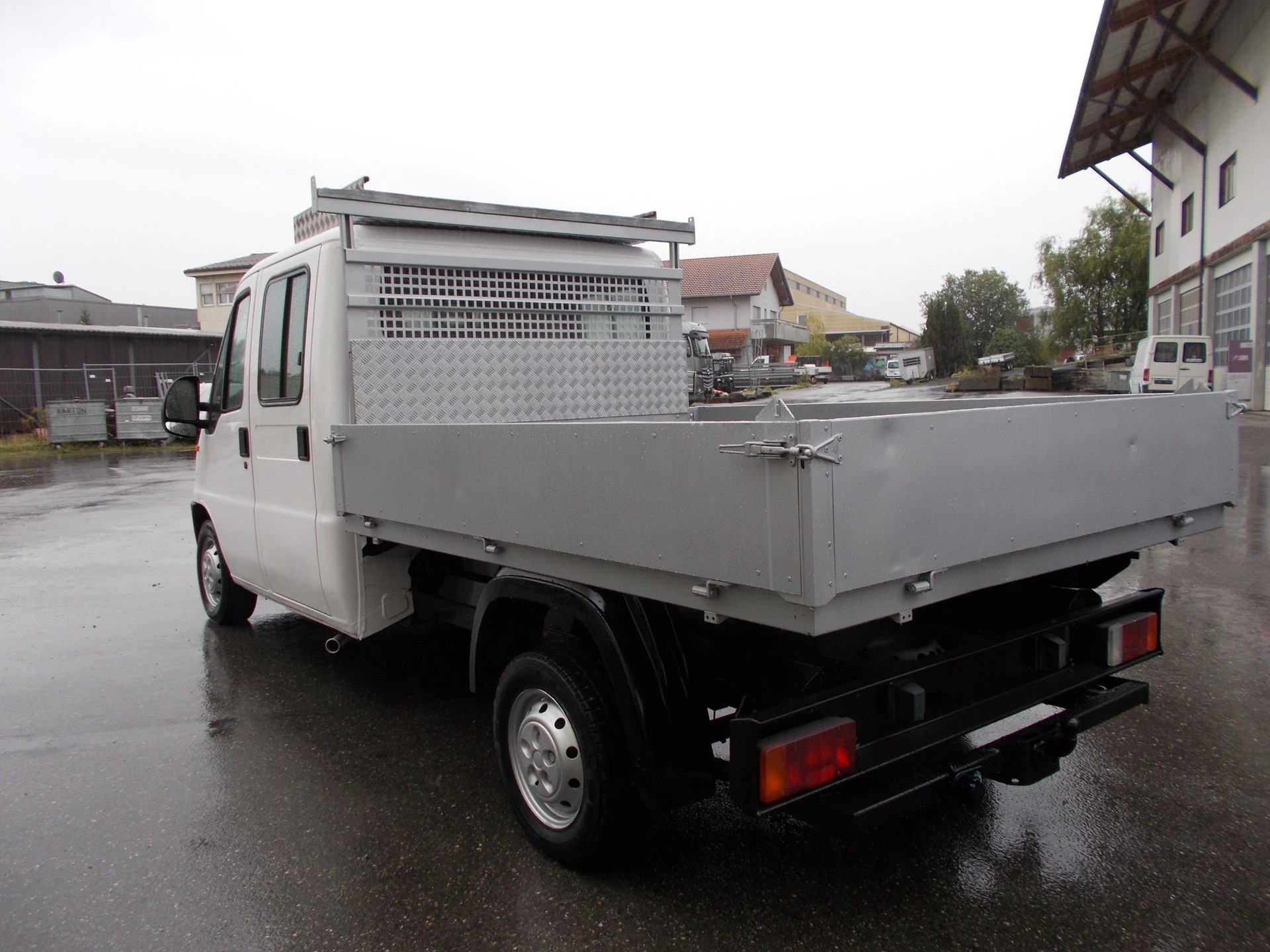 PEUGEOT Boxer 2.8 HDi-image-5