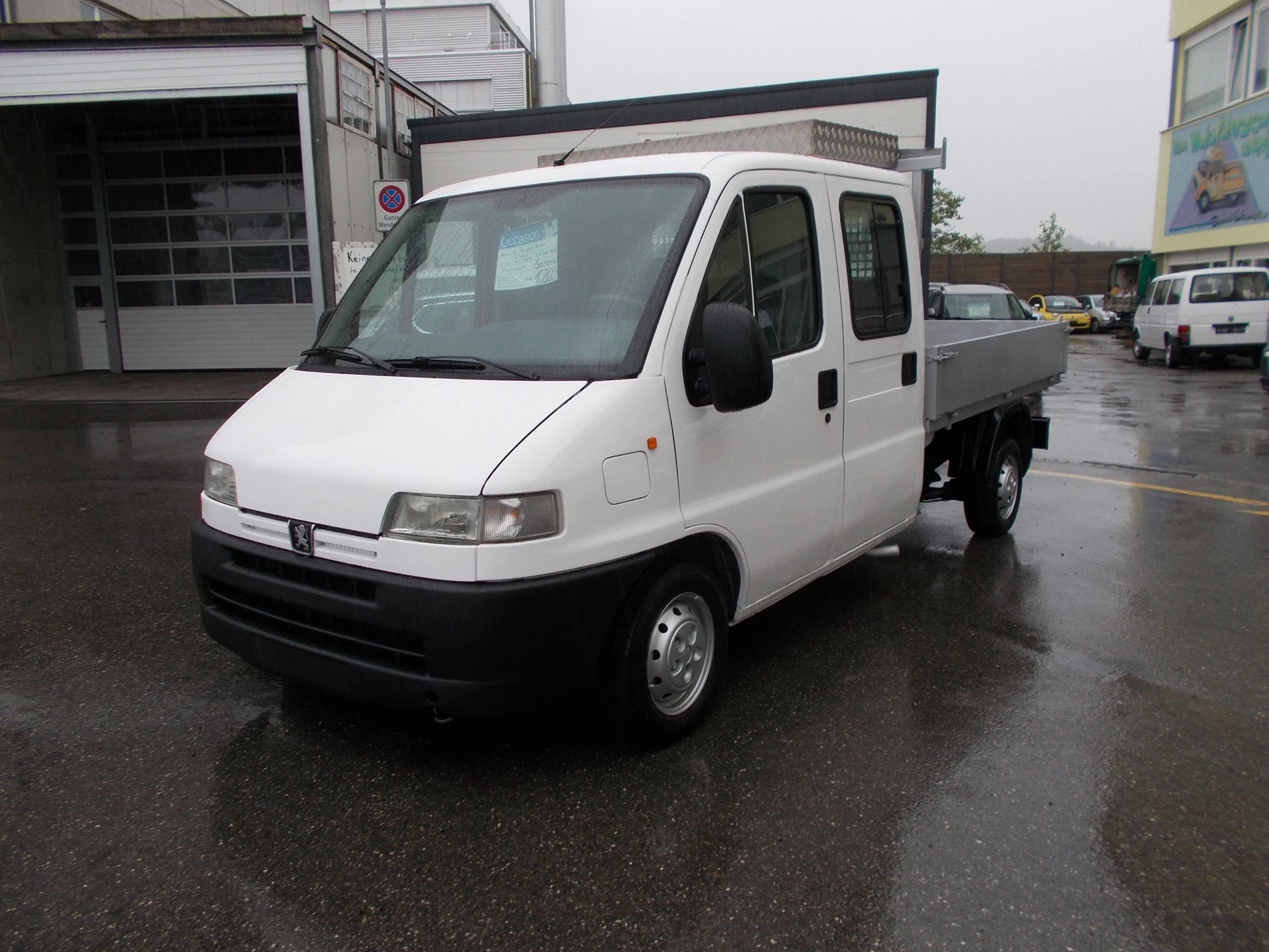 PEUGEOT Boxer 2.8 HDi-image-0