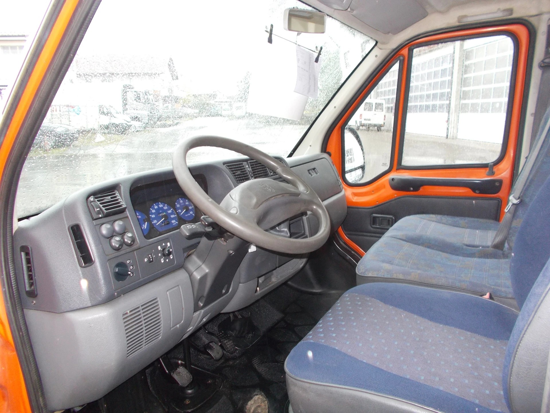PEUGEOT Boxer 2.8 HDi-image-6