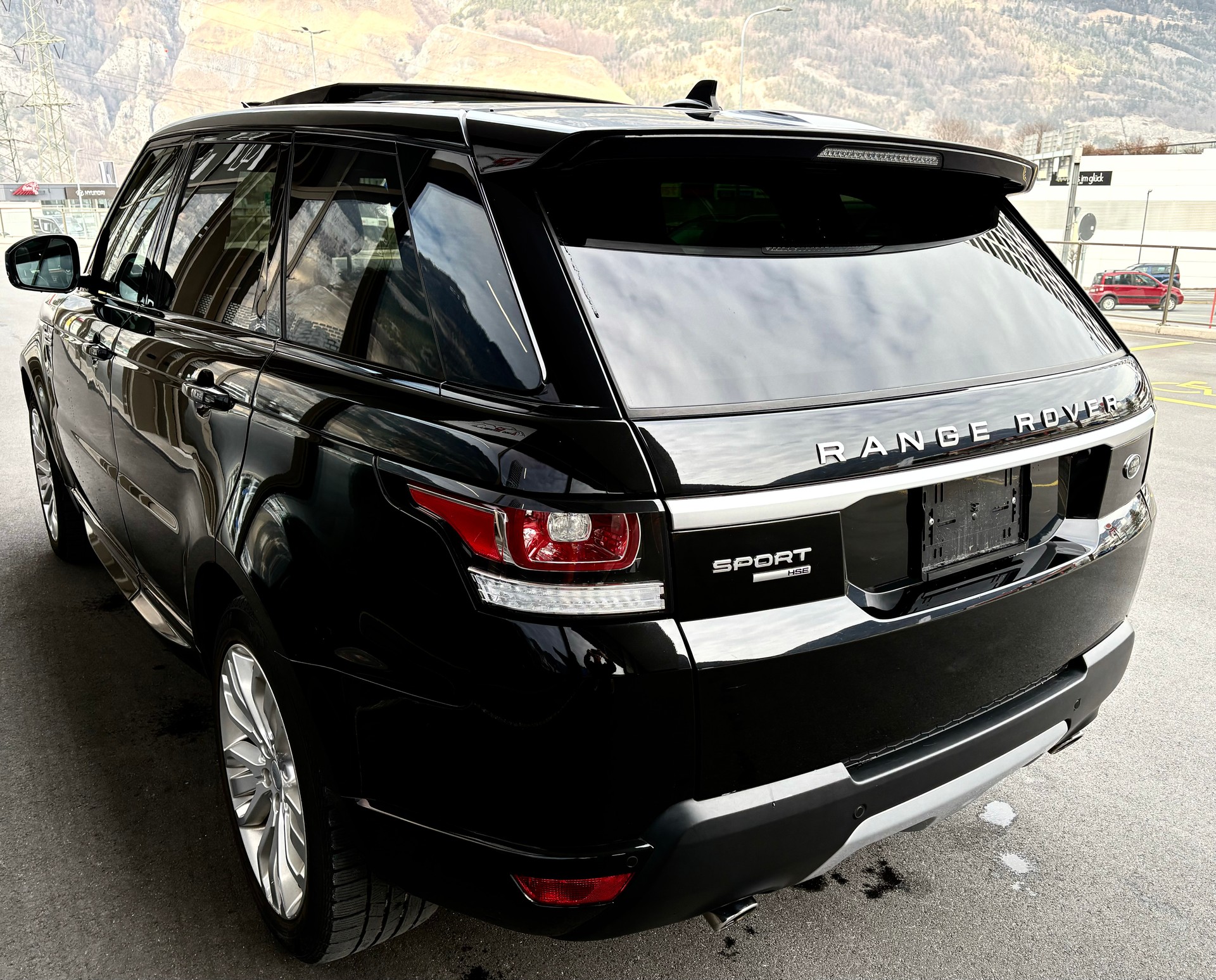 LAND ROVER Range Rover Sport 3.0 TDV6 HSE Automatic-image-2