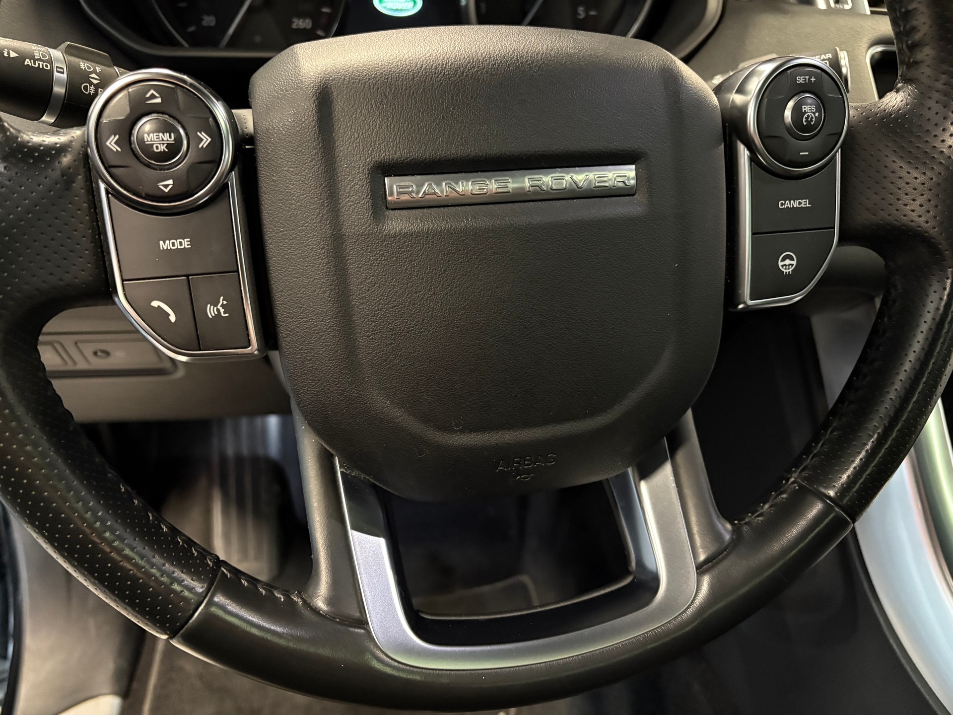 LAND ROVER Range Rover Sport 3.0 TDV6 HSE Automatic-image-5