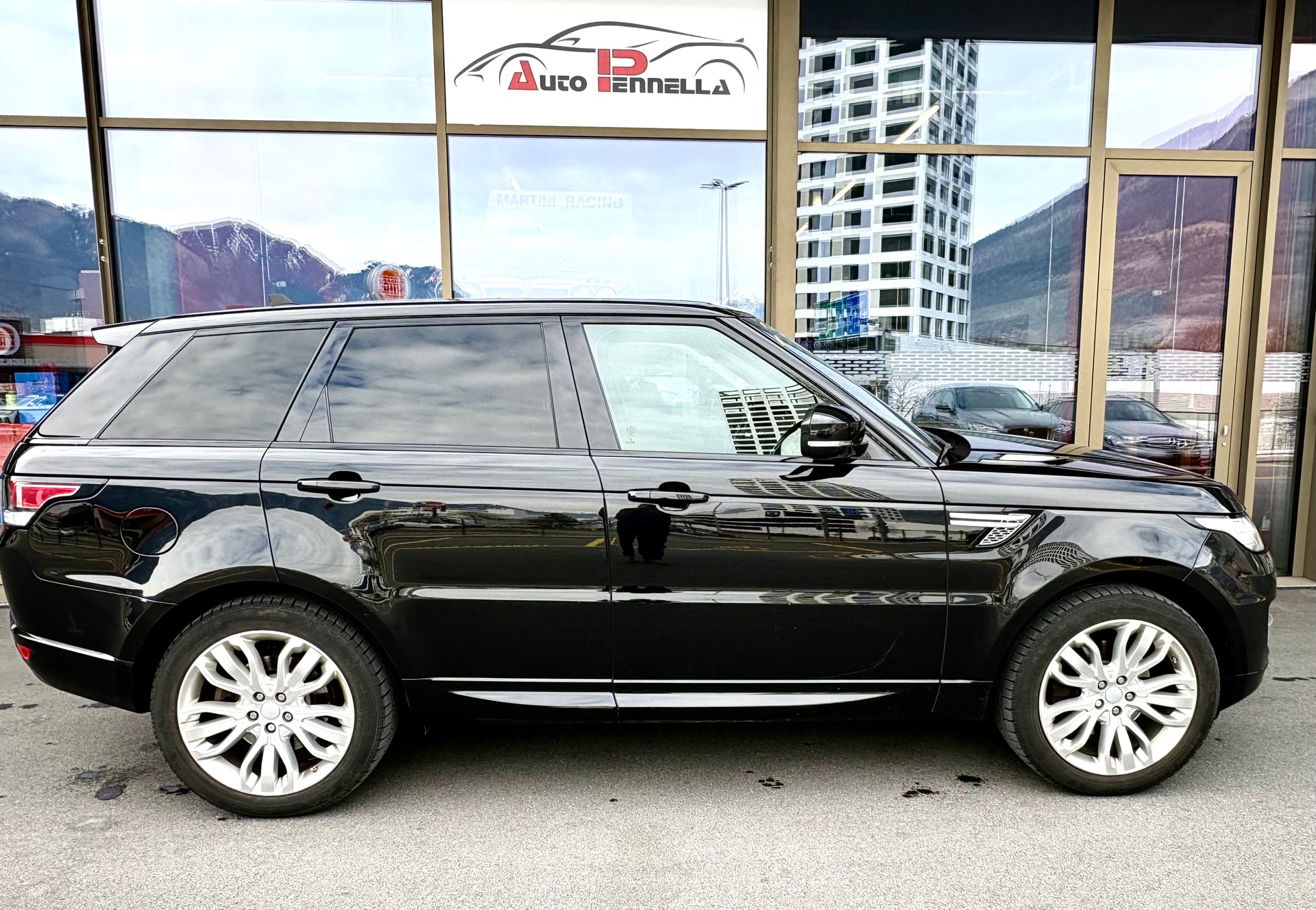 LAND ROVER Range Rover Sport 3.0 TDV6 HSE Automatic