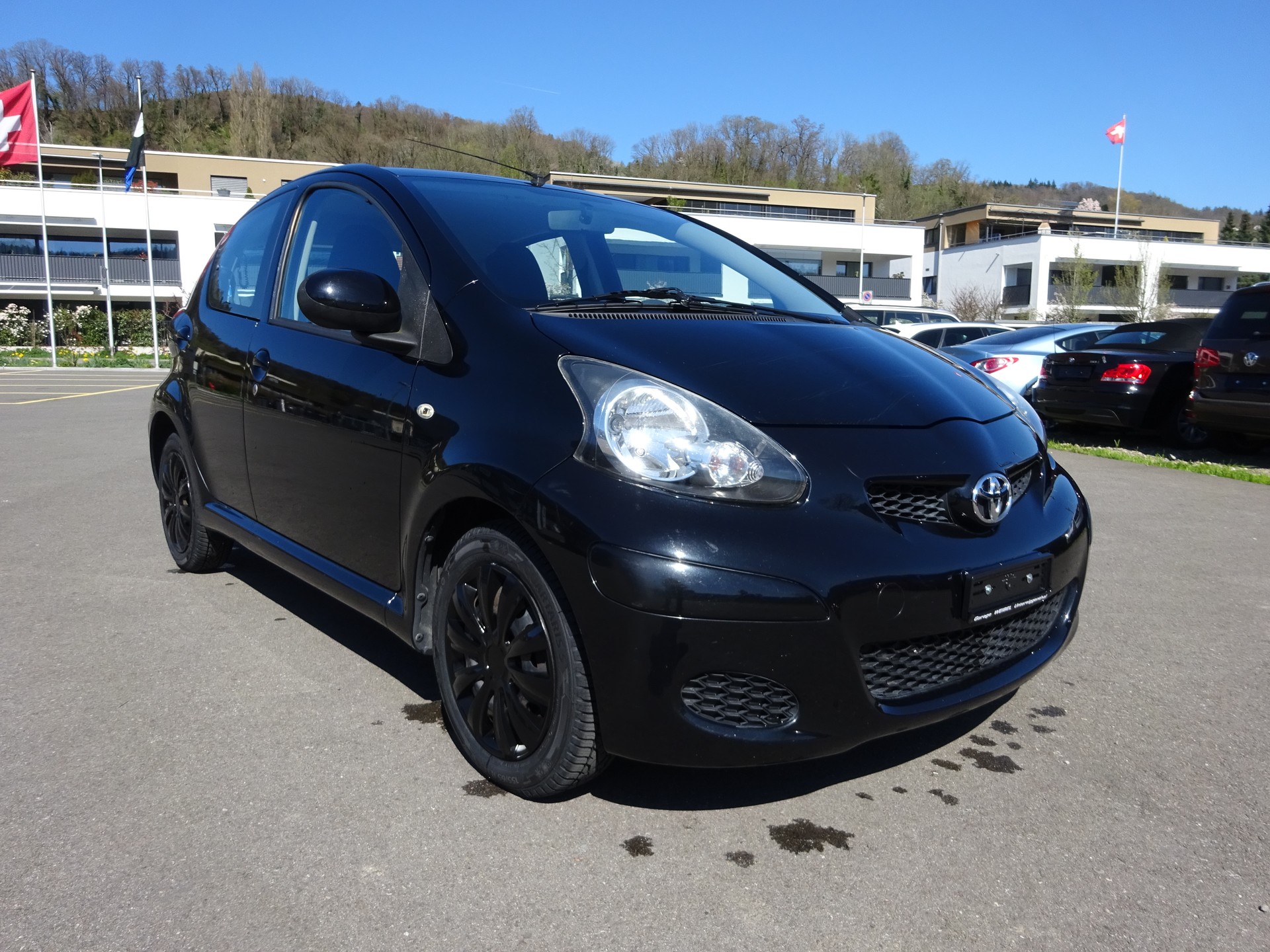 TOYOTA Aygo 1.0 Linea Luna Cool-image-1