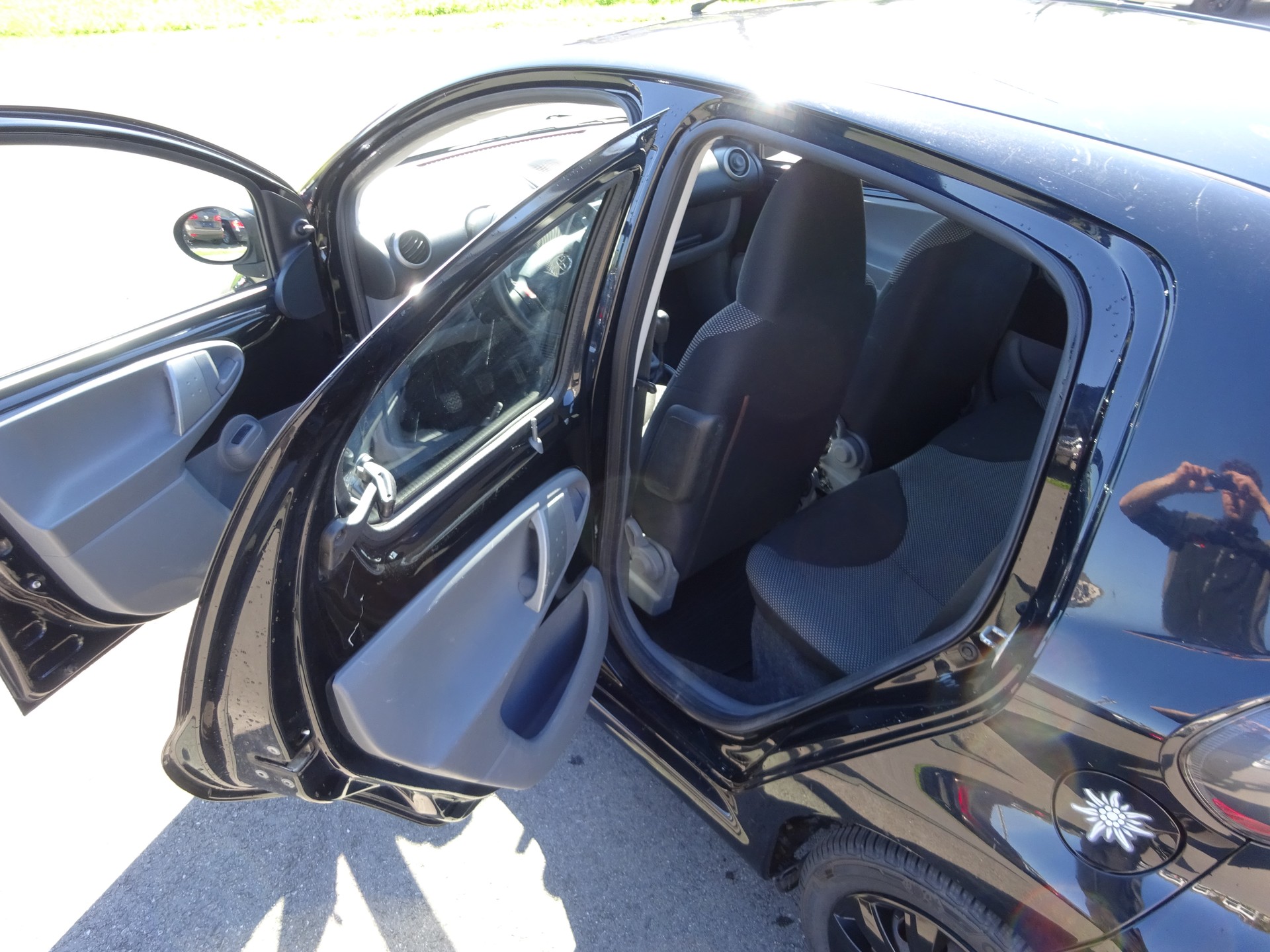 TOYOTA Aygo 1.0 Linea Luna Cool-image-8