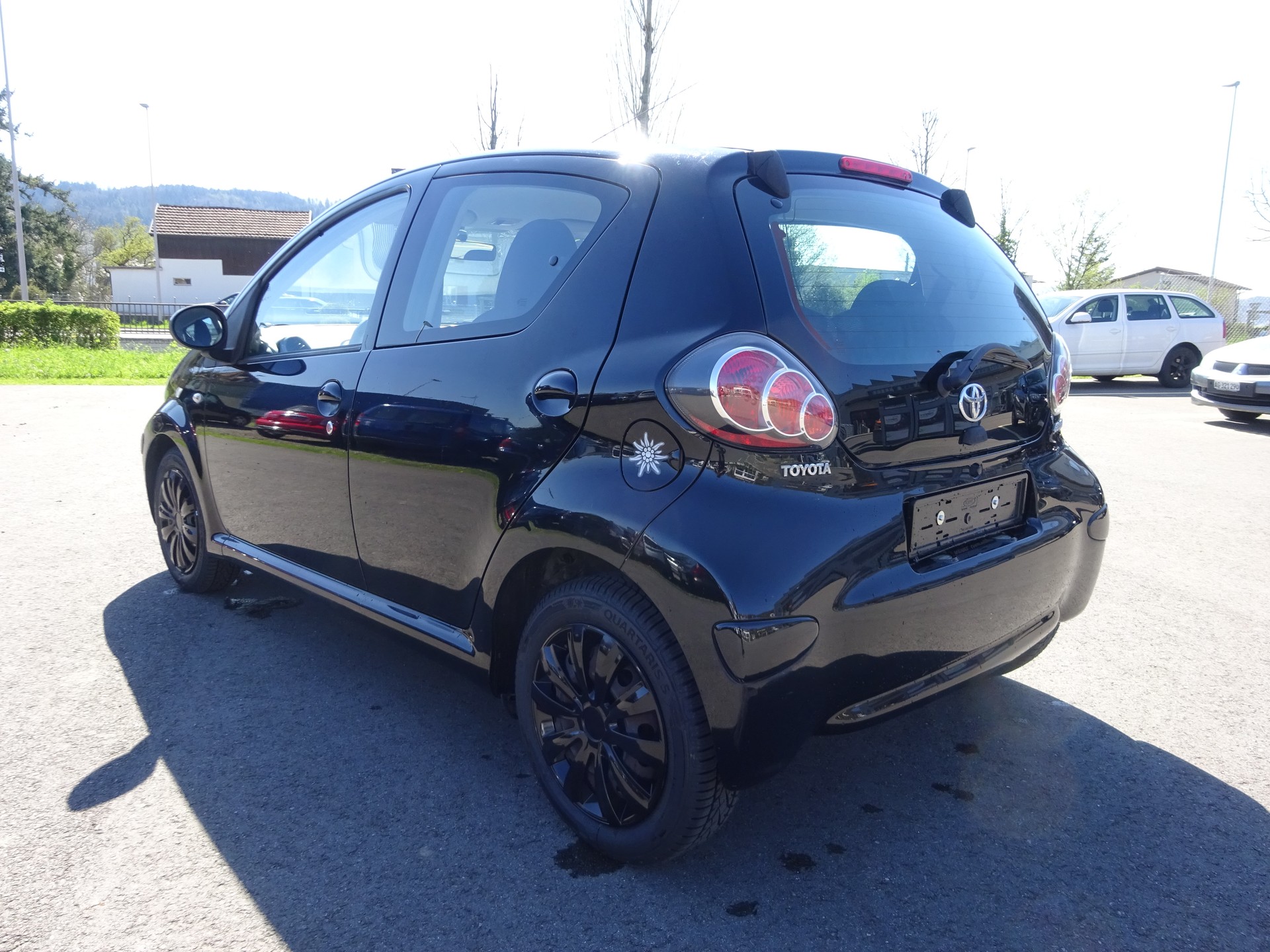 TOYOTA Aygo 1.0 Linea Luna Cool-image-6
