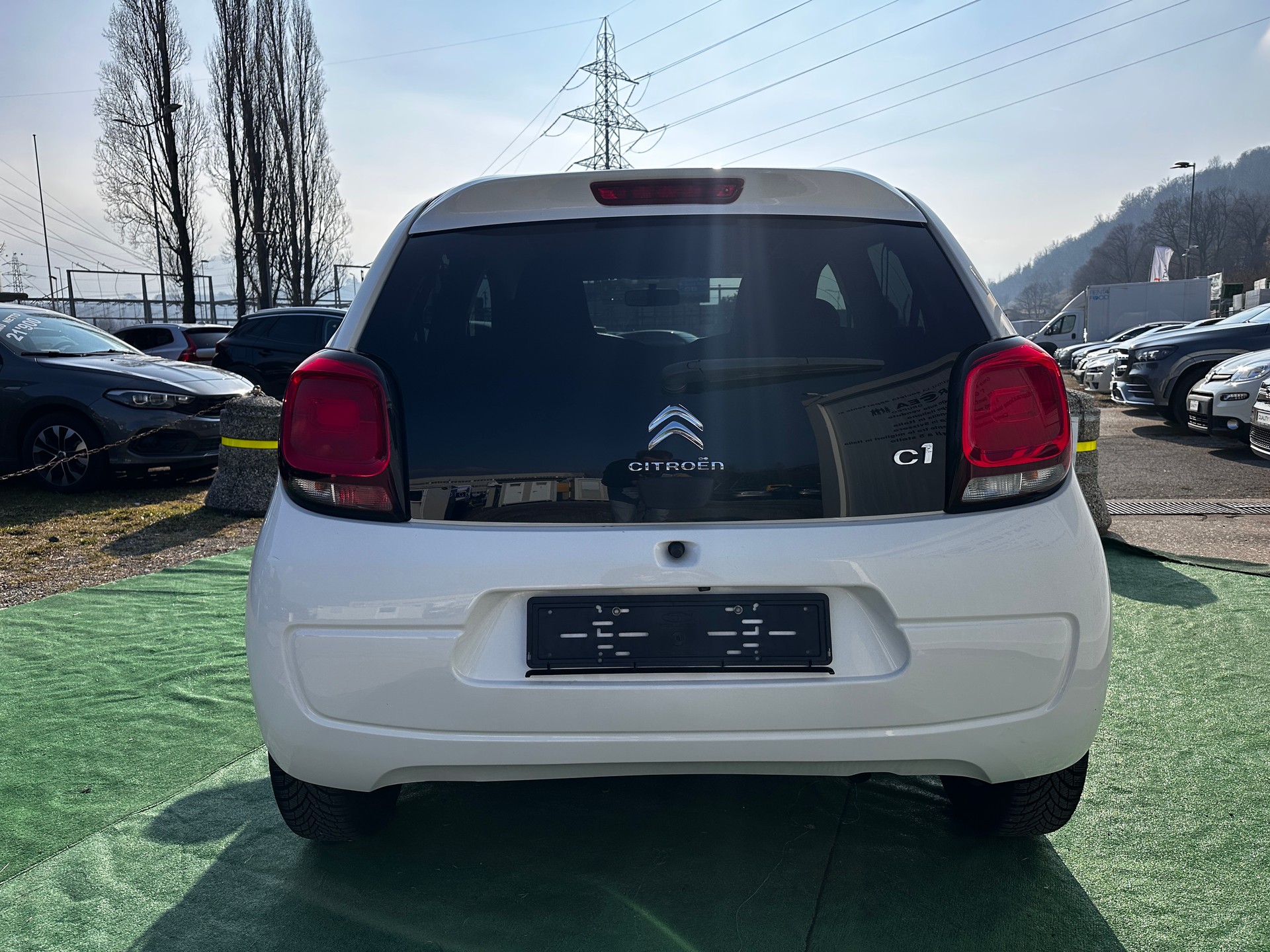 CITROEN C1 1.2 VTi Feel Airscape-image-3