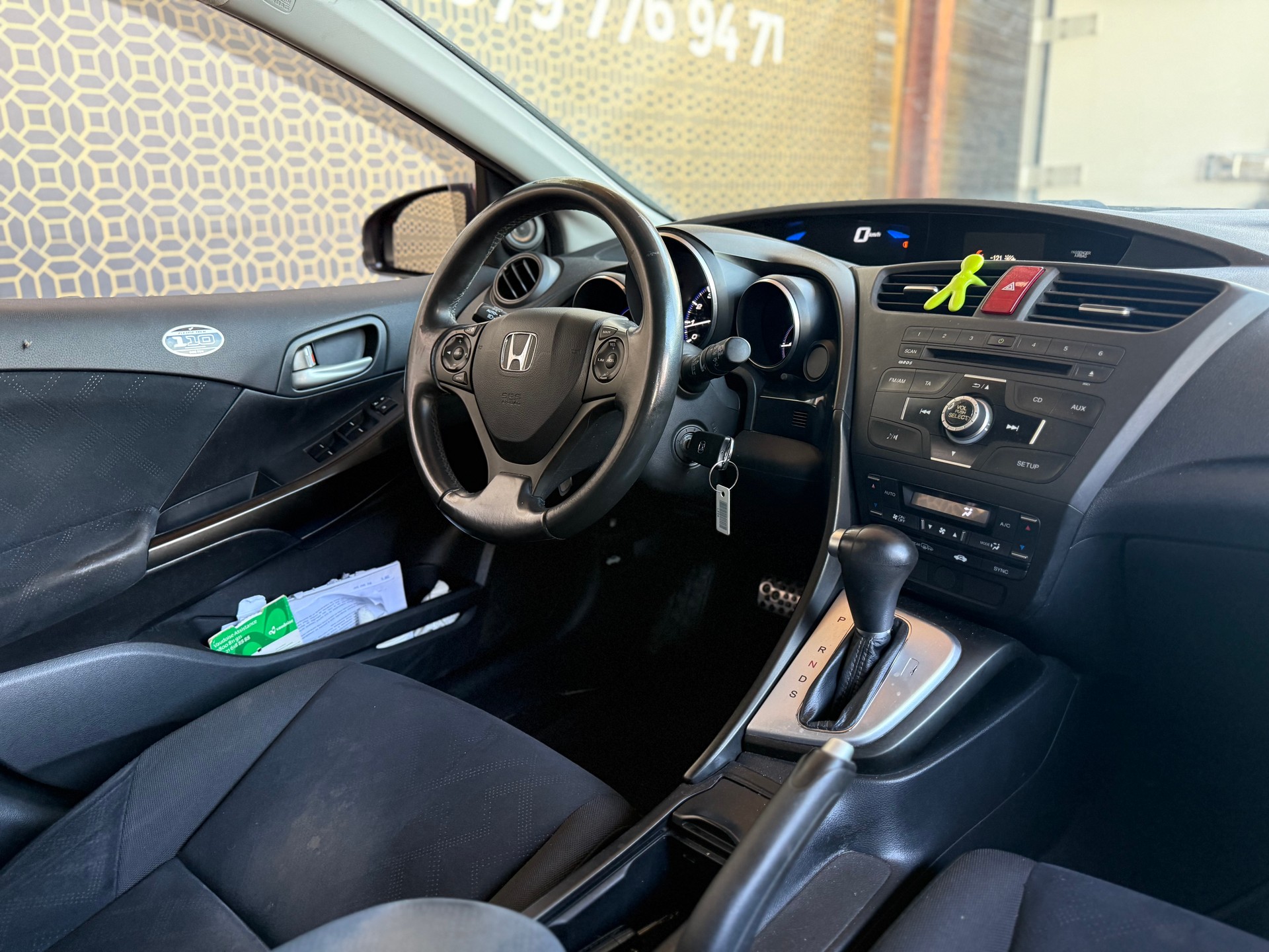 HONDA Civic 1.8i Comfort Automatic-image-8