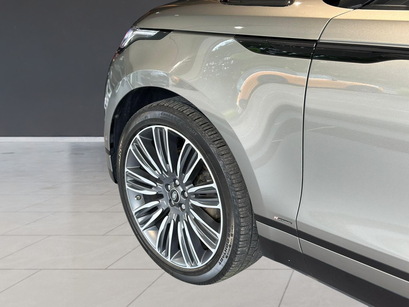 LAND ROVER Range Rover Velar P 380 First Edition Automatic-image-6