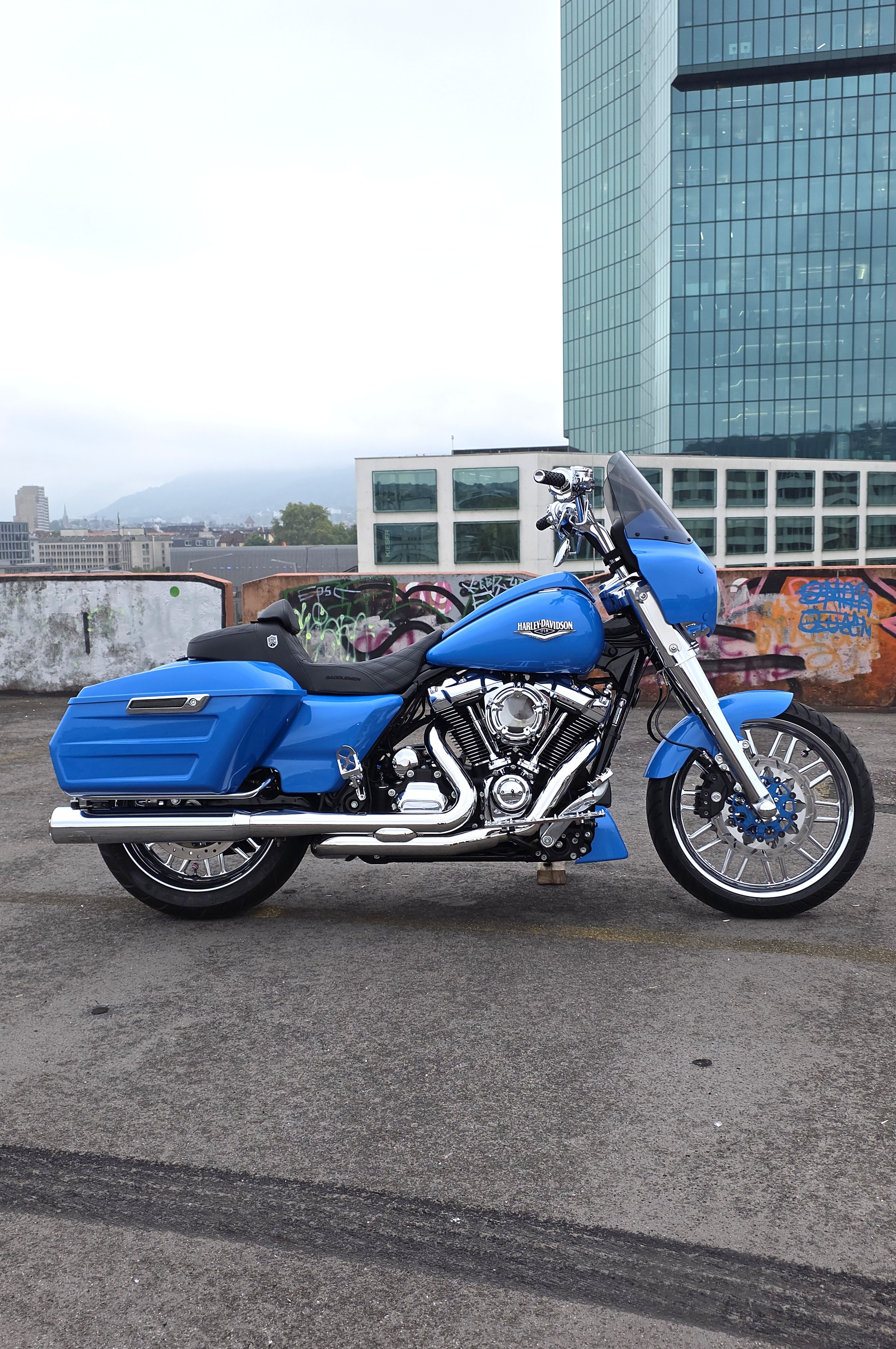 HARLEY-DAVIDSON FLHR Road King 107 ABS