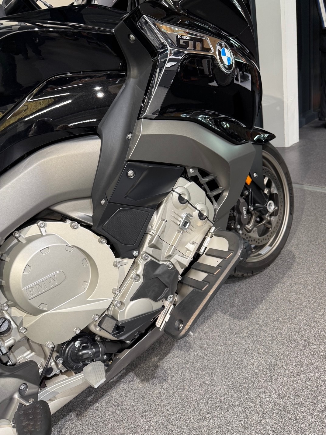 BMW K 1600 GTL-showroom-element-3