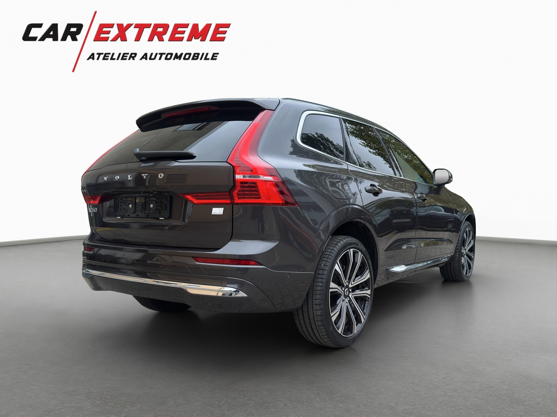 VOLVO XC60 T8 eAWD PluginHybrid Plus Bright Geartronic-image-5