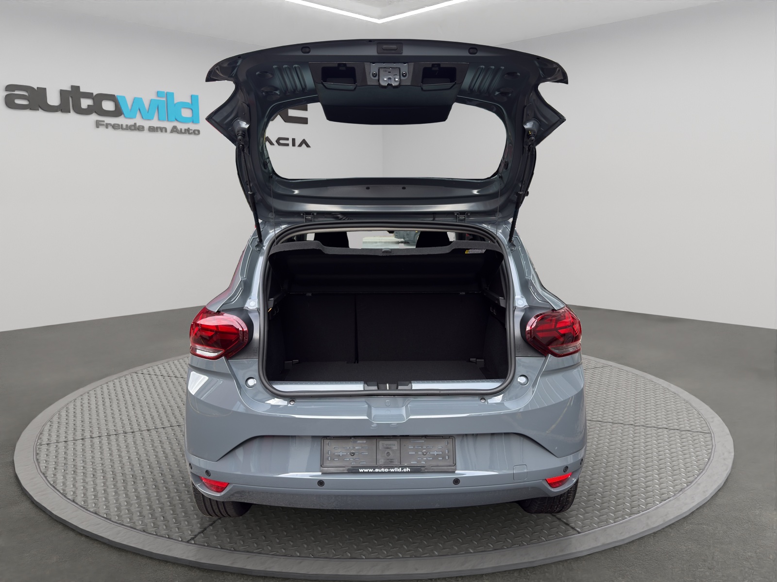 DACIA Sandero TCe 90 Journey CVT-image-6