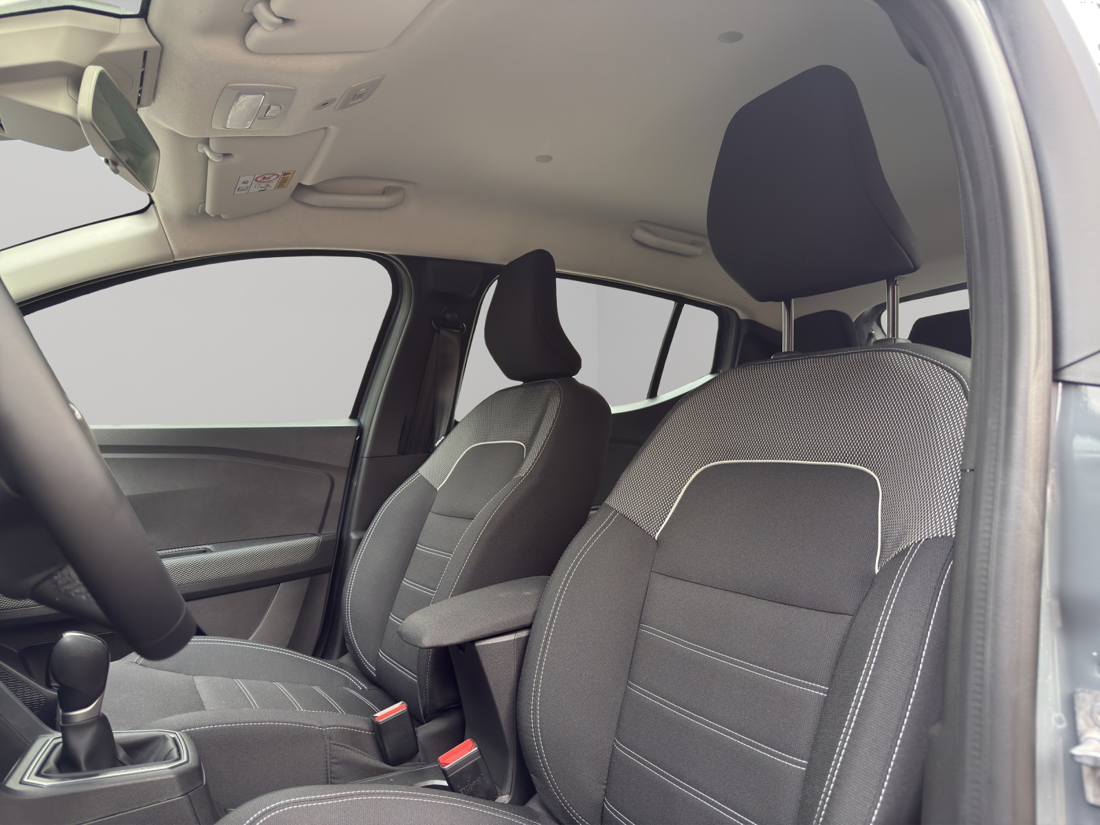 DACIA Sandero TCe 90 Journey CVT-image-10