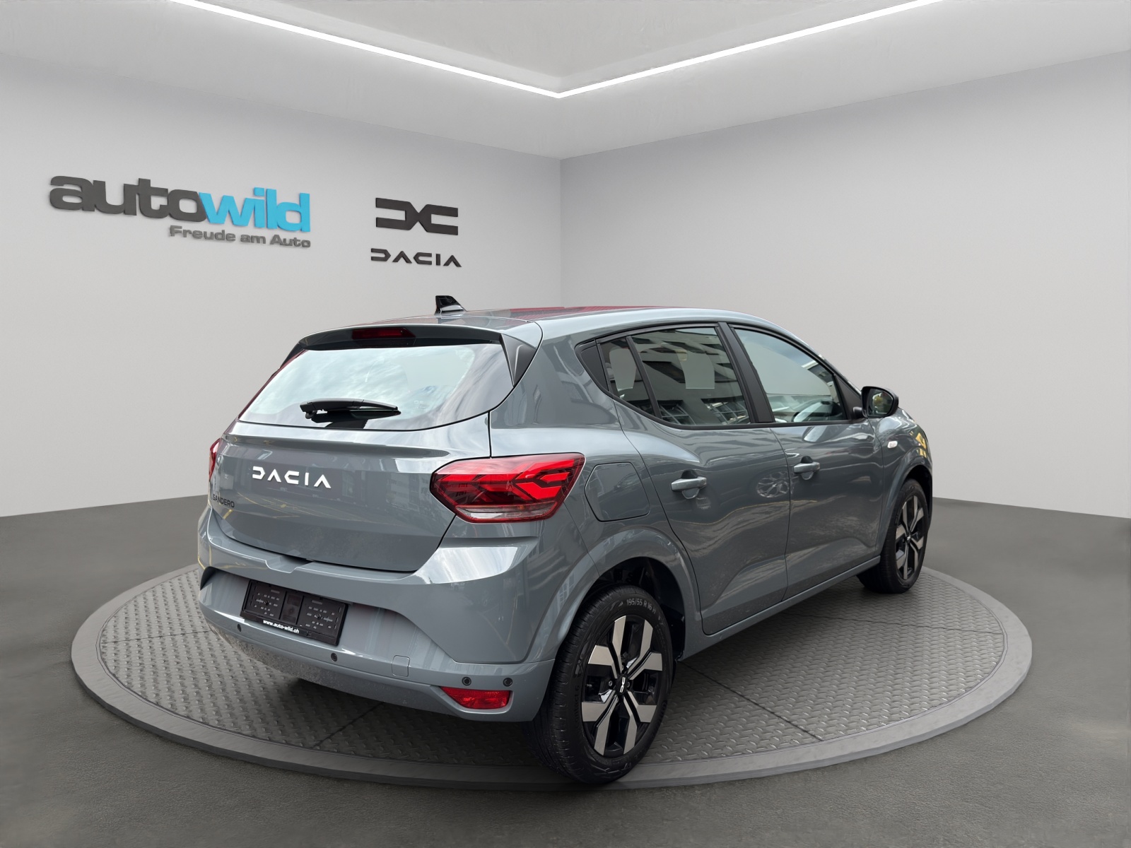 DACIA Sandero TCe 90 Journey CVT-image-12