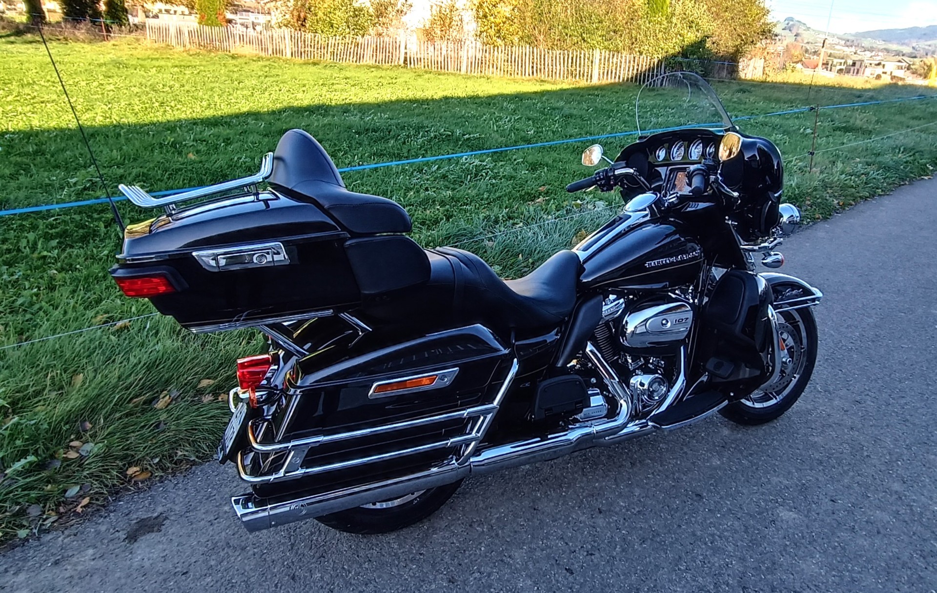 HARLEY-DAVIDSON FLHTK Electra Glide Ultra Limited 107 ABS-image-3