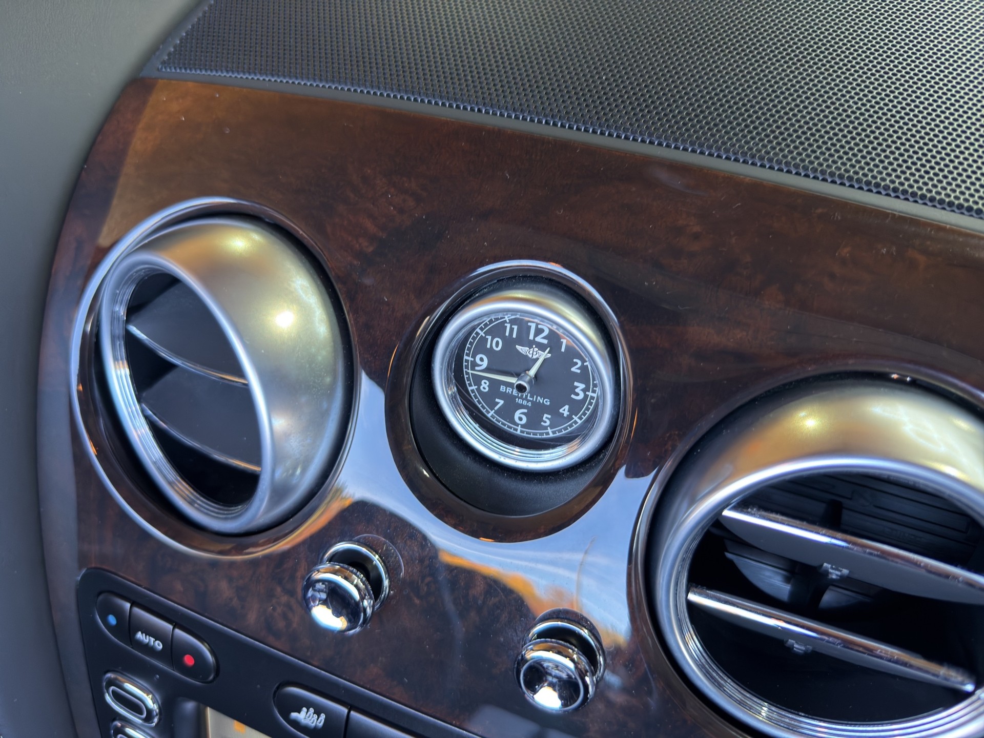 BENTLEY Continental GTC 6.0-image-19