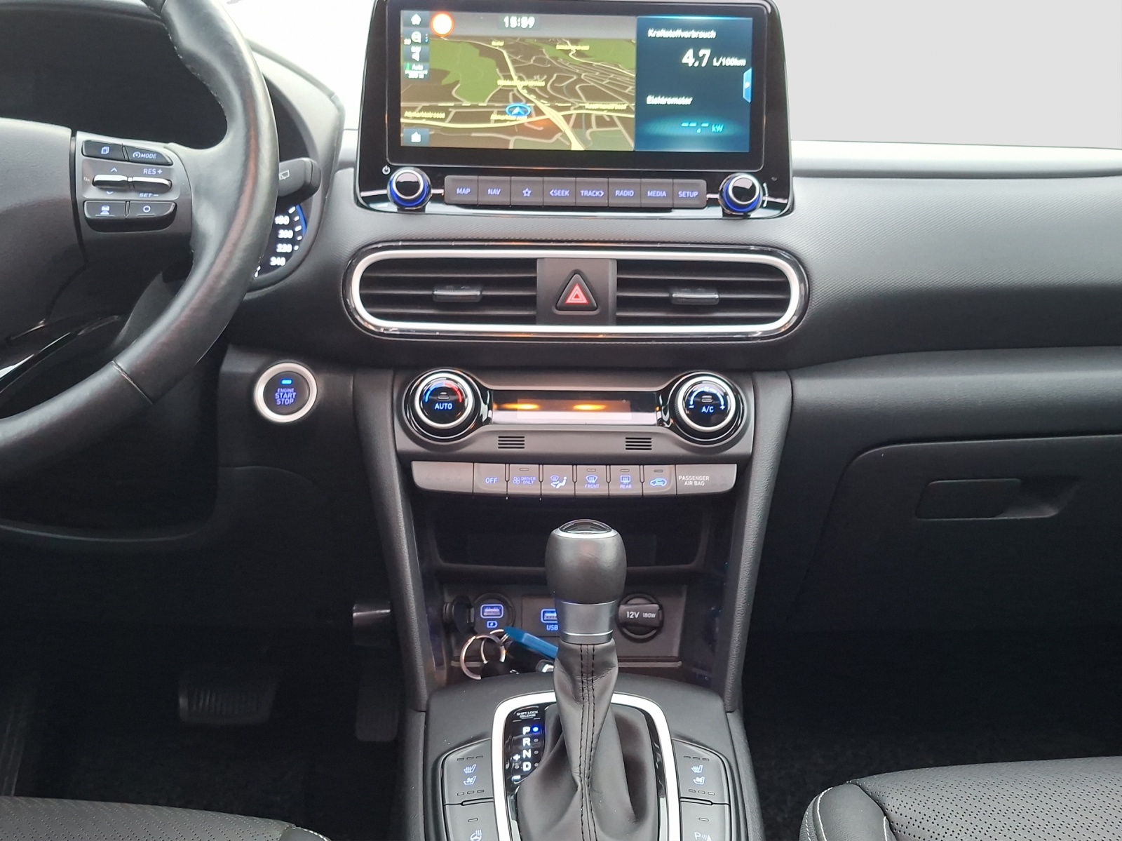 HYUNDAI Kona 1.6 GDi HEV Vertex DCT-image-12