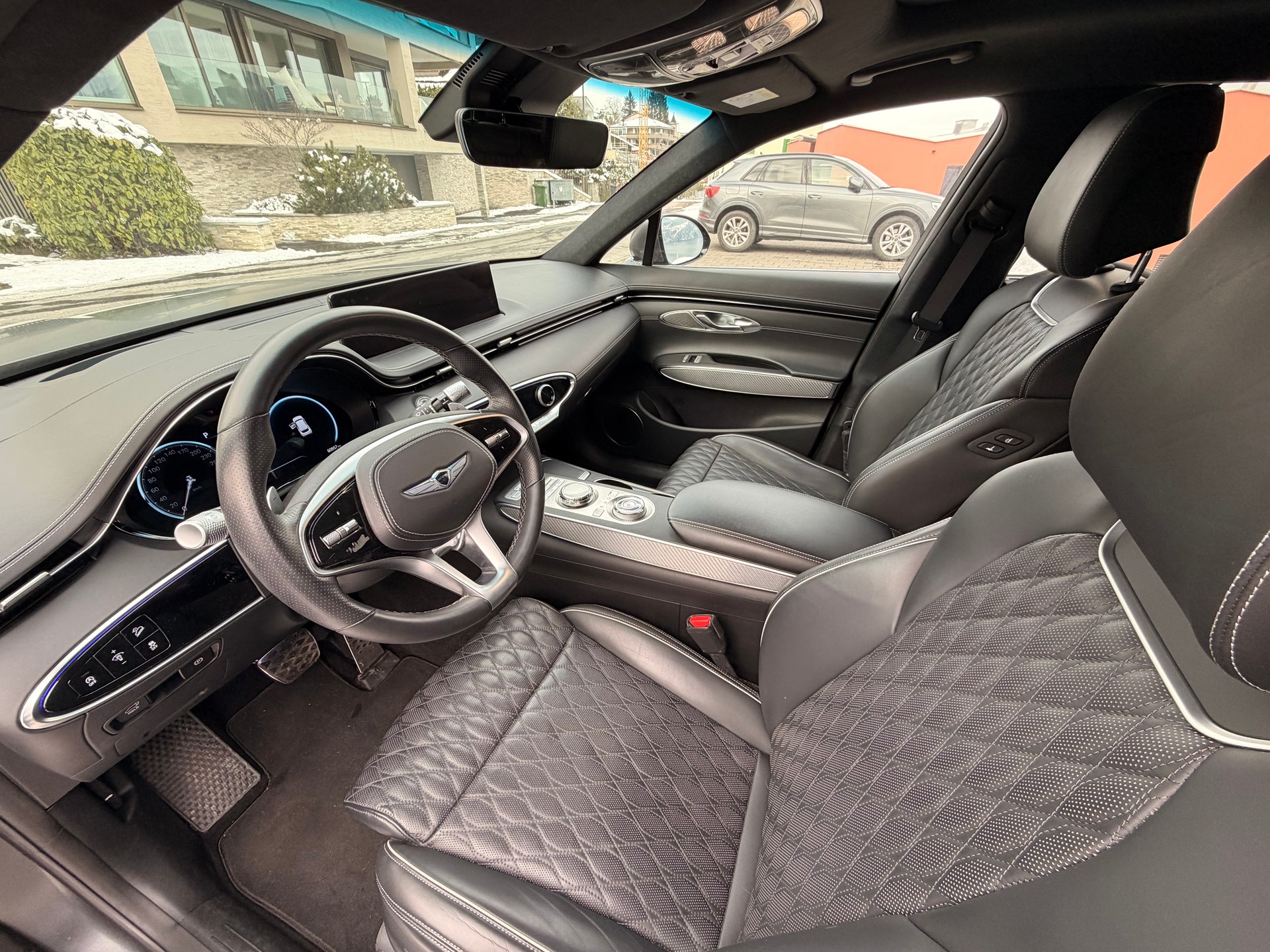 GENESIS GV70 2.5 TGDI Premium AT8 AWD-image-5