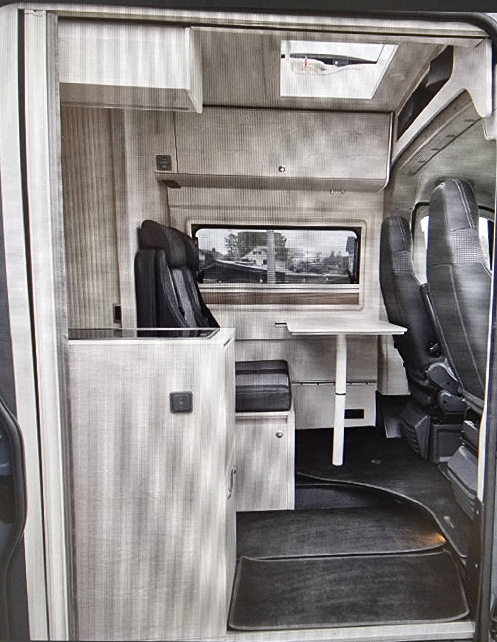 TOURNE MOBIL 6.0 Cruise 180PS EAT8 Grey Fer-image-6