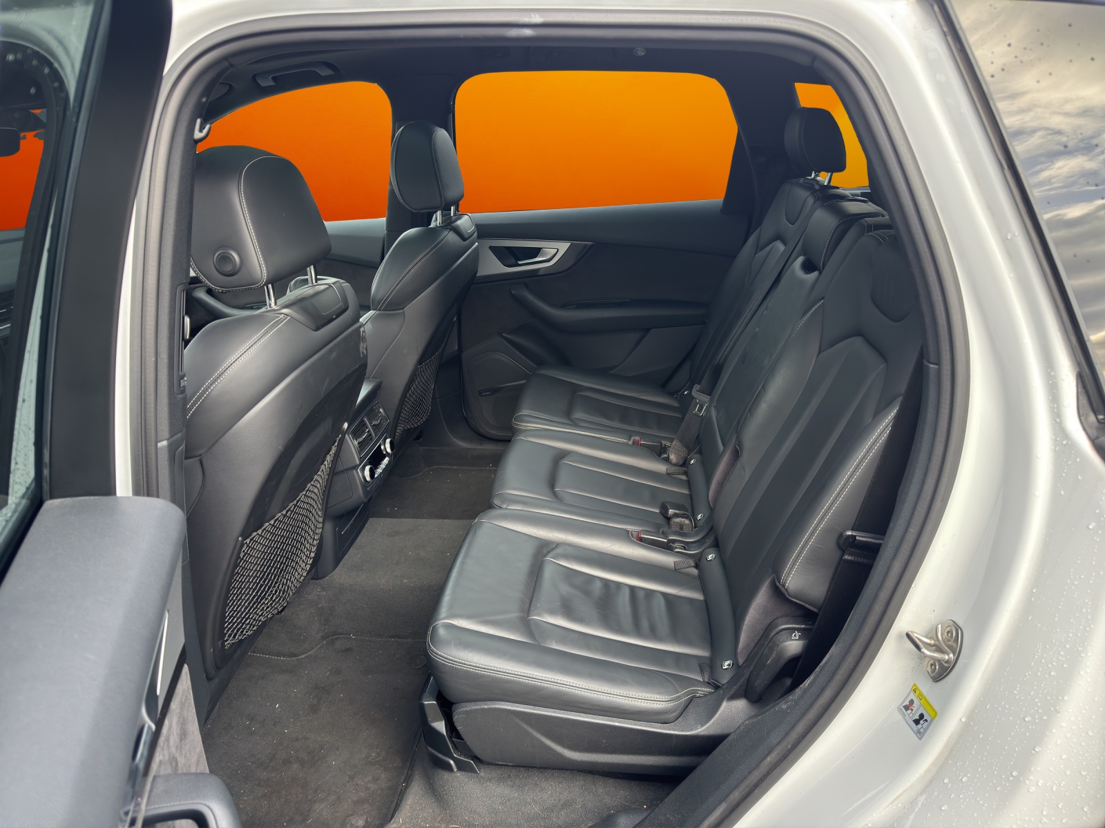 AUDI SQ7 4.0 TDI quattro tiptronic-image-11