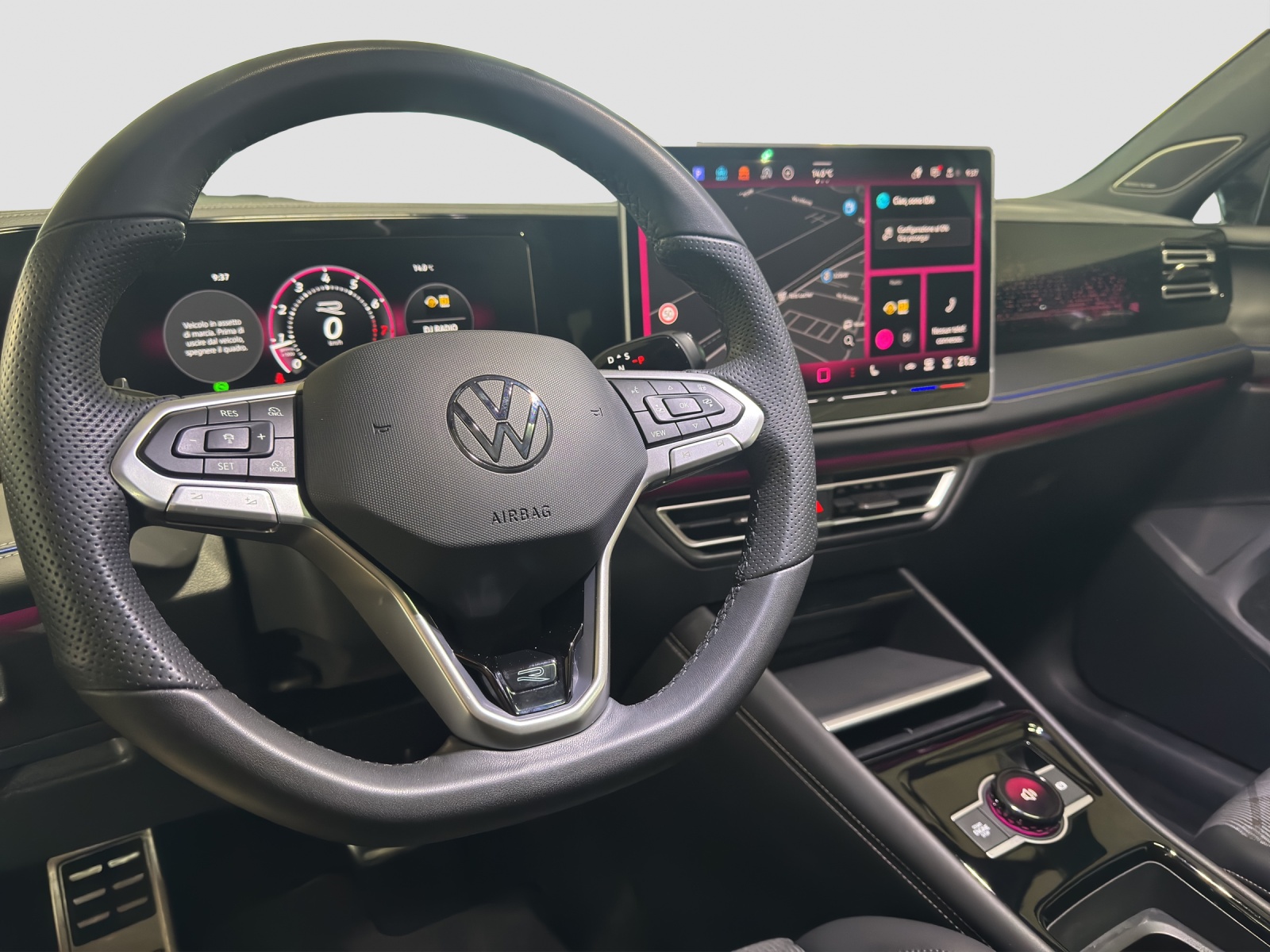 VW Tiguan 2.0 TSI DSG R-Line 4Motion-image-7