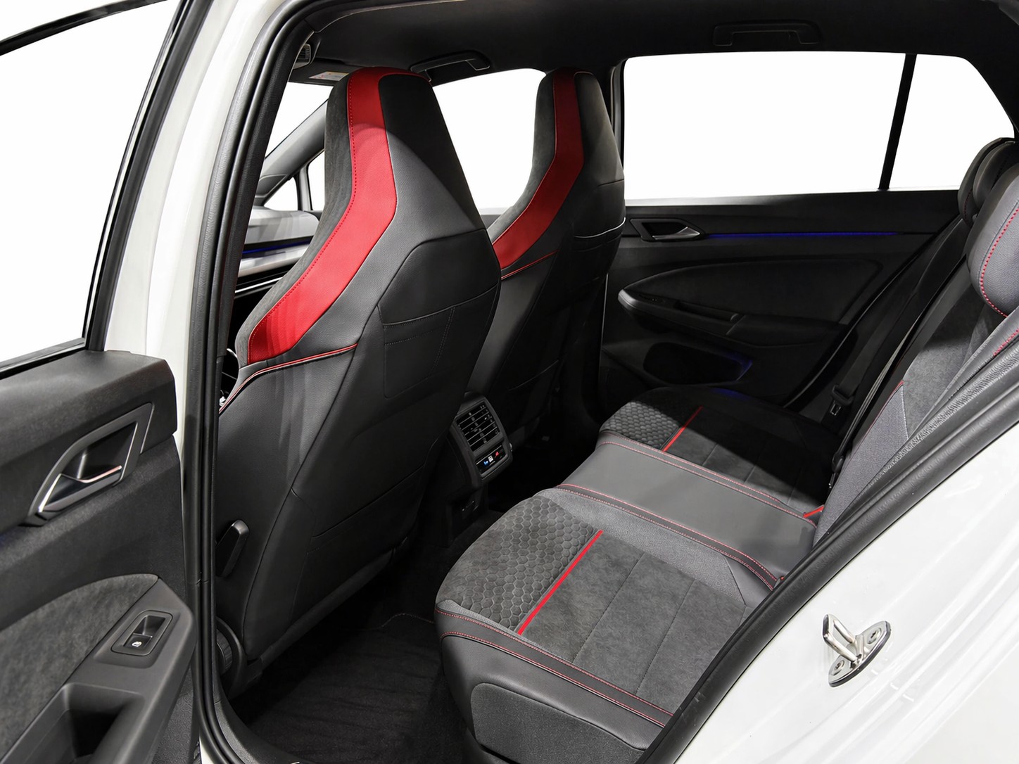 VW Golf 2.0 TSI GTI Clubsport DSG * FACELIFT *-image-12