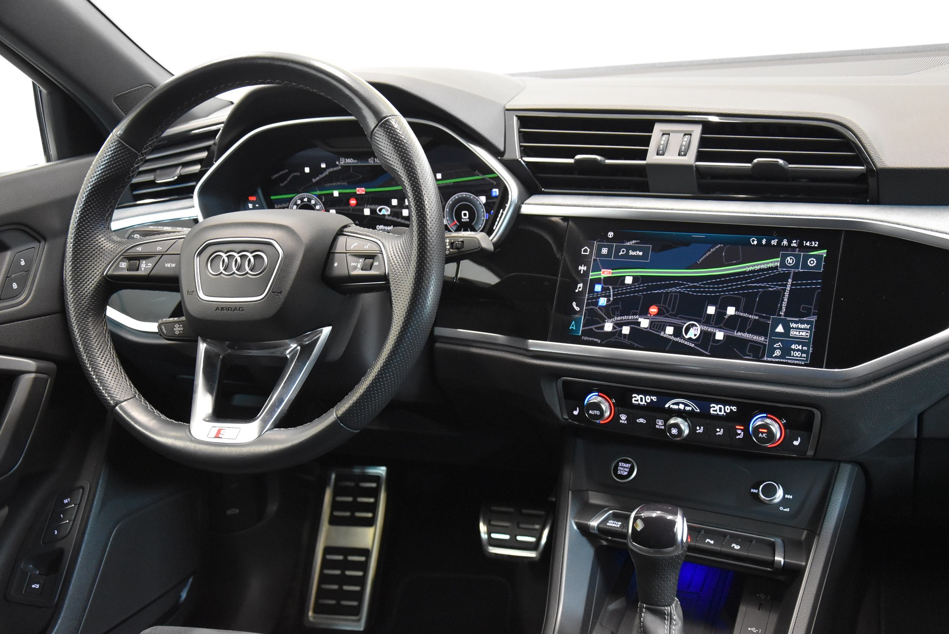 AUDI Q3 Sportback 45 TFSI S line quattro S-tronic-image-4