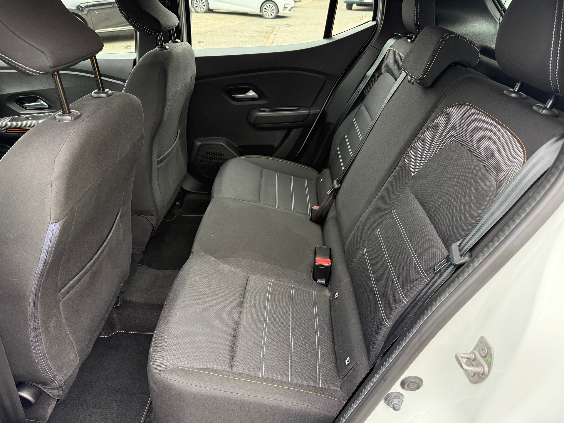 DACIA Sandero Stepway TCe 90 Comfort-image-10