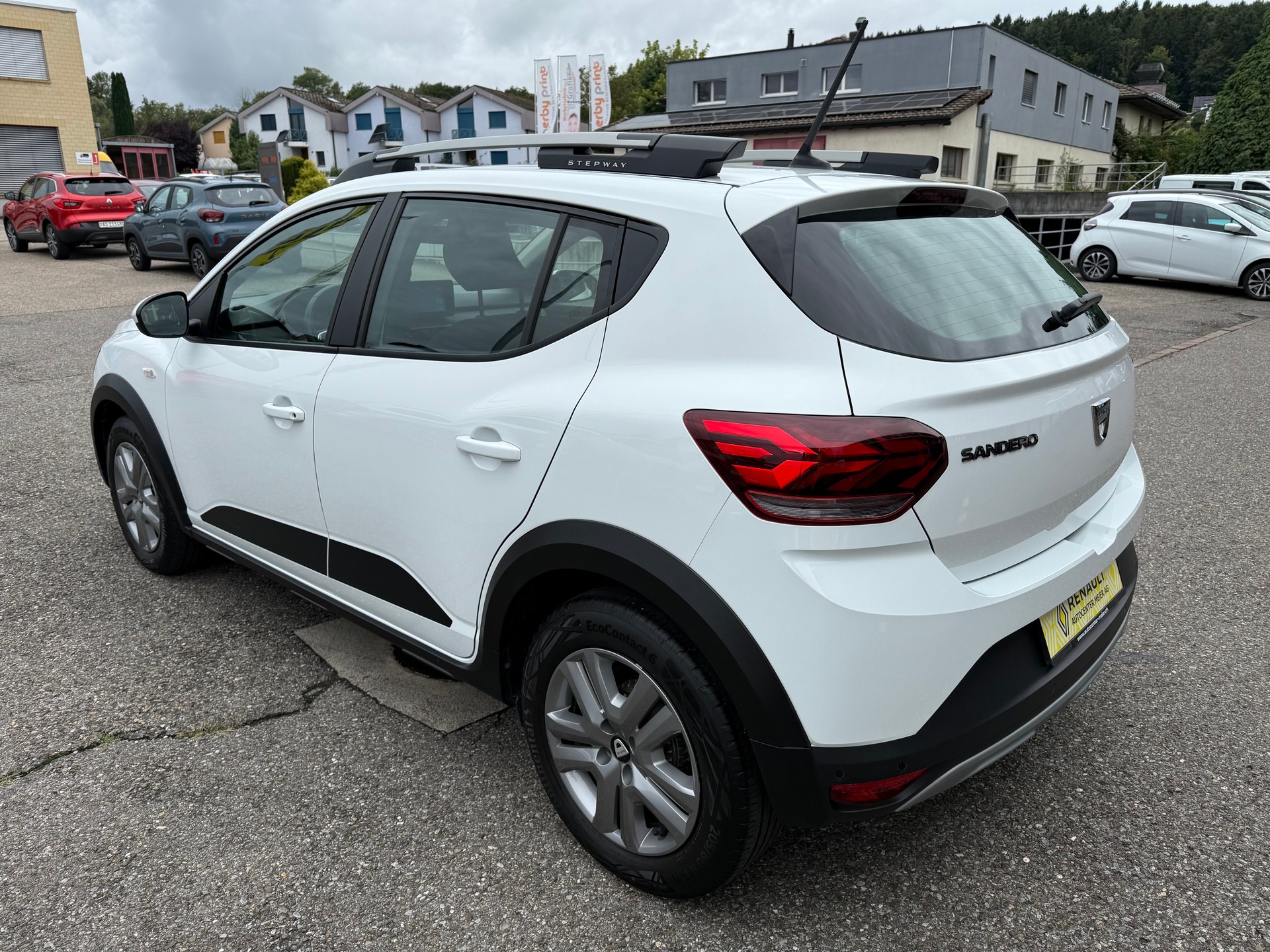 DACIA Sandero Stepway TCe 90 Comfort-image-3