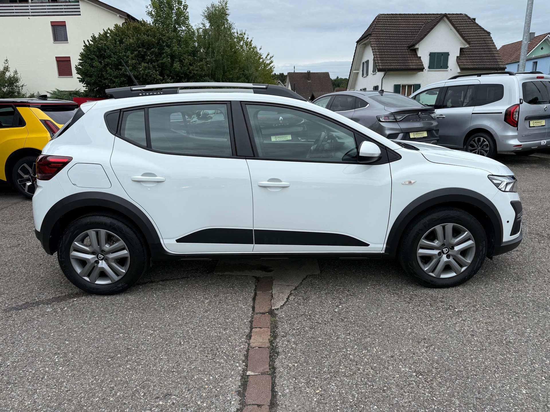 DACIA Sandero Stepway TCe 90 Comfort-image-6