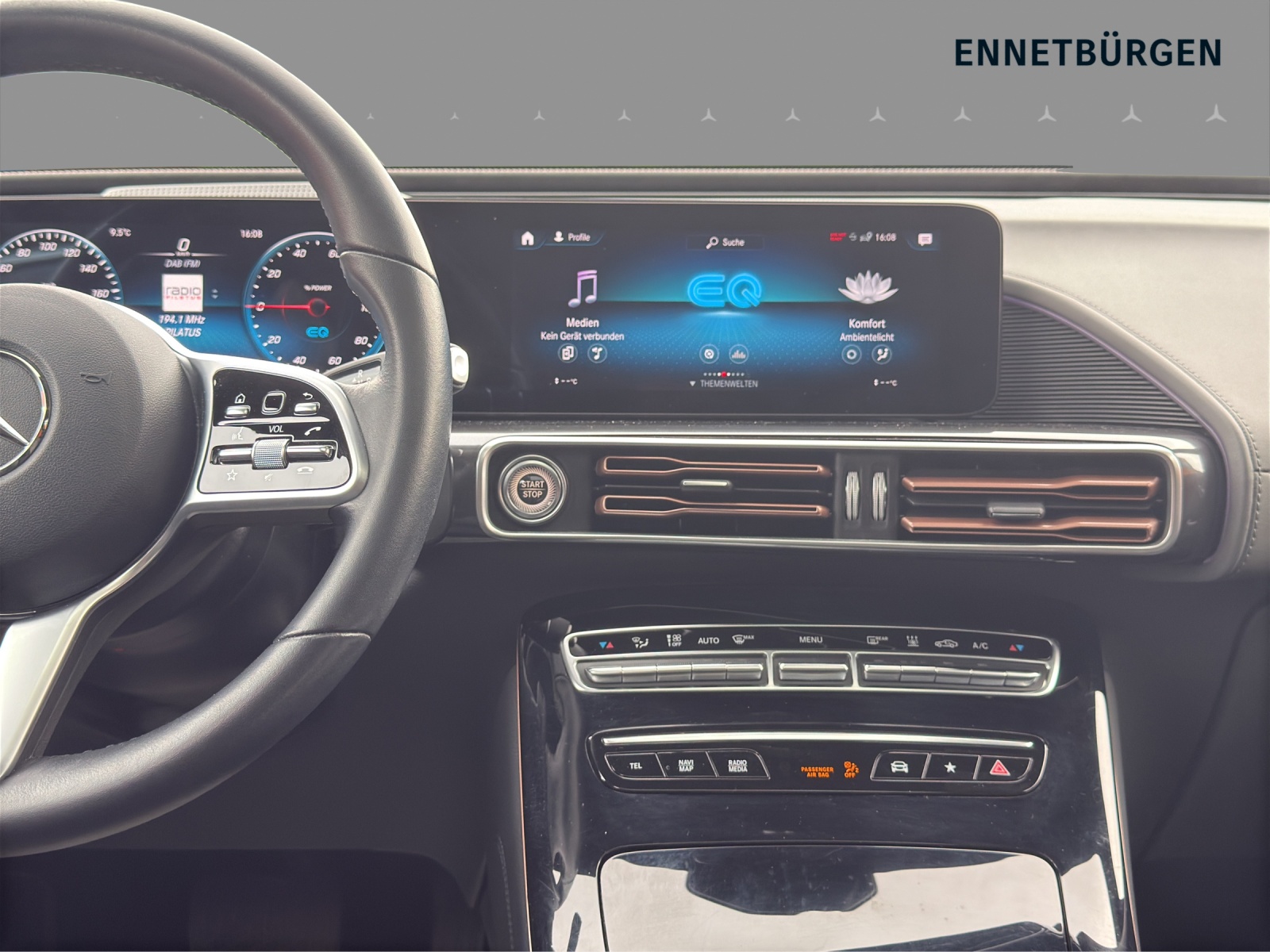 MERCEDES-BENZ EQC 400 4Matic EQ Star-image-11