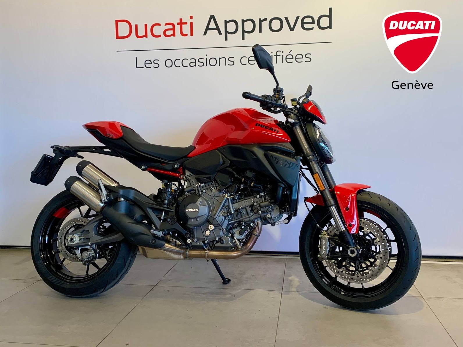 DUCATI MONSTER 890