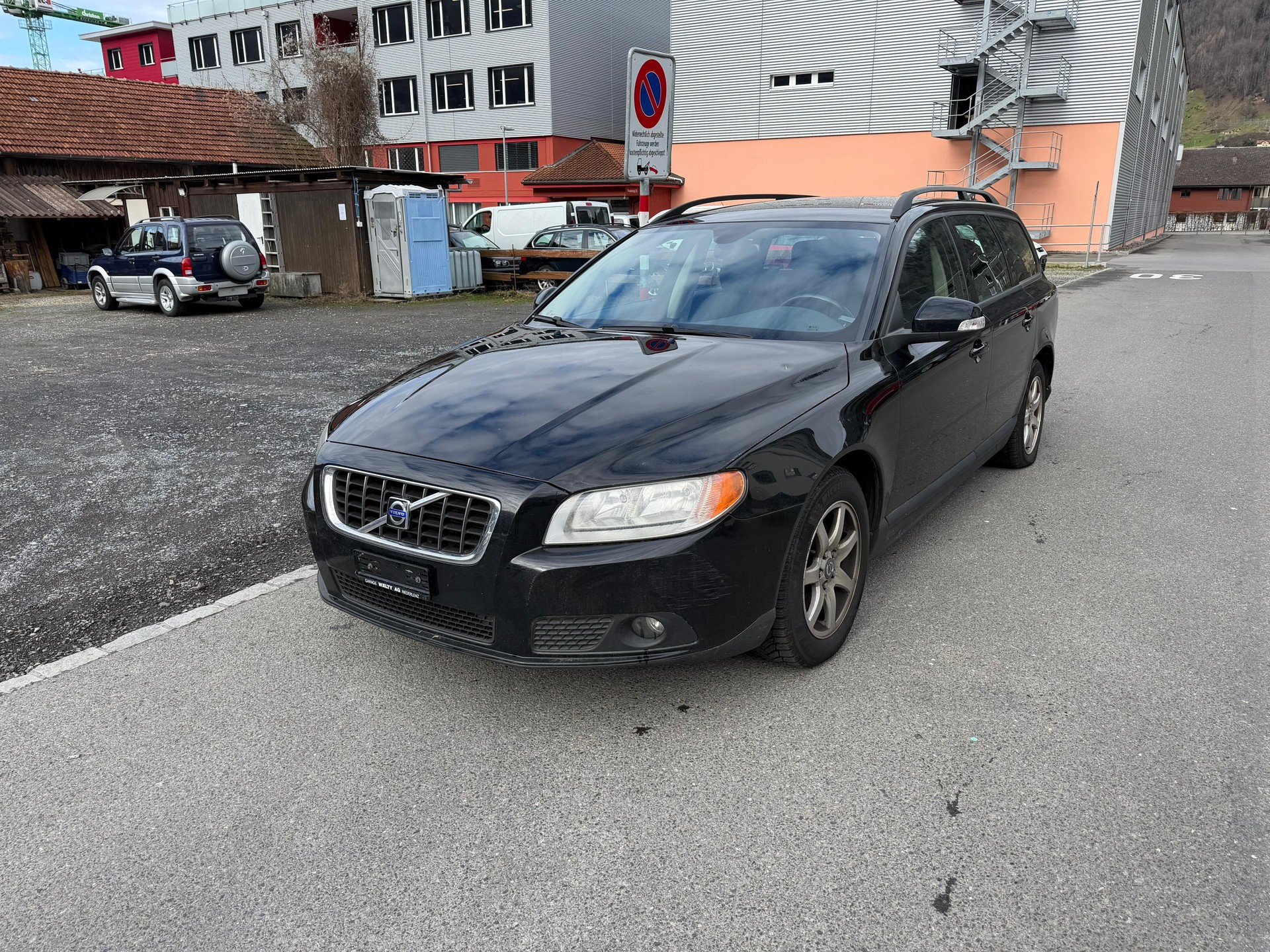 VOLVO V70 2.0D Kinetic-showroom-element-1
