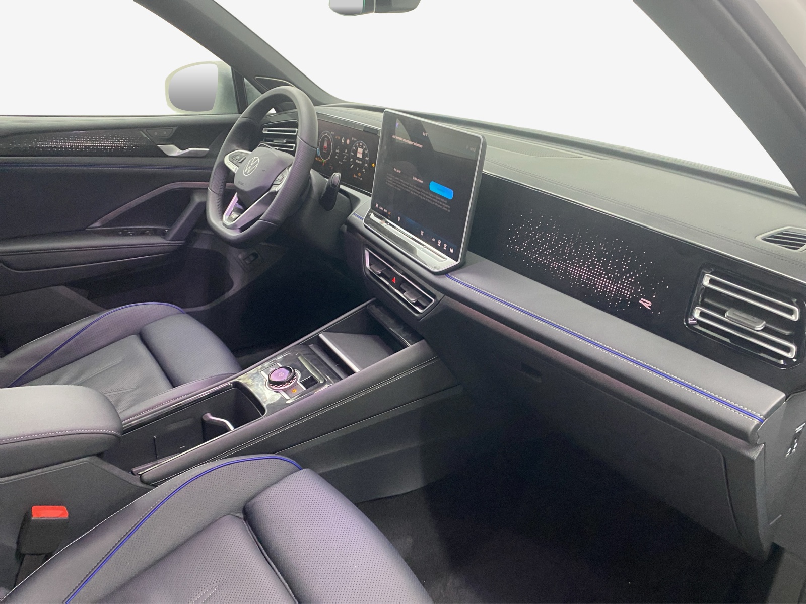 VW Tiguan 2.0 TSI DSG R-Line 4Motion-image-14