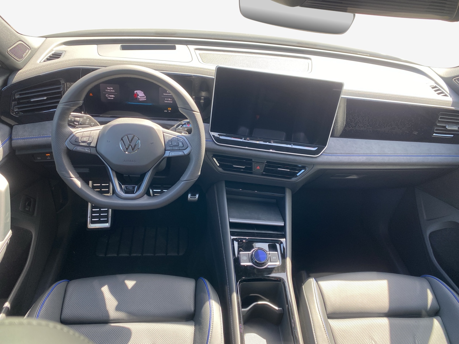 VW Tiguan 2.0 TSI DSG R-Line 4Motion-image-8