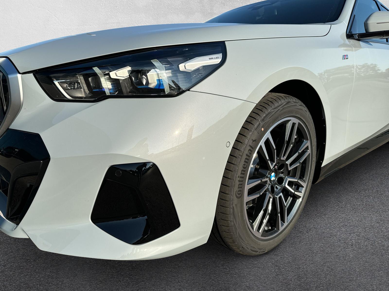 BMW 520d M Sport xDrive Touring G61 (CH) AHK 📍-image-21