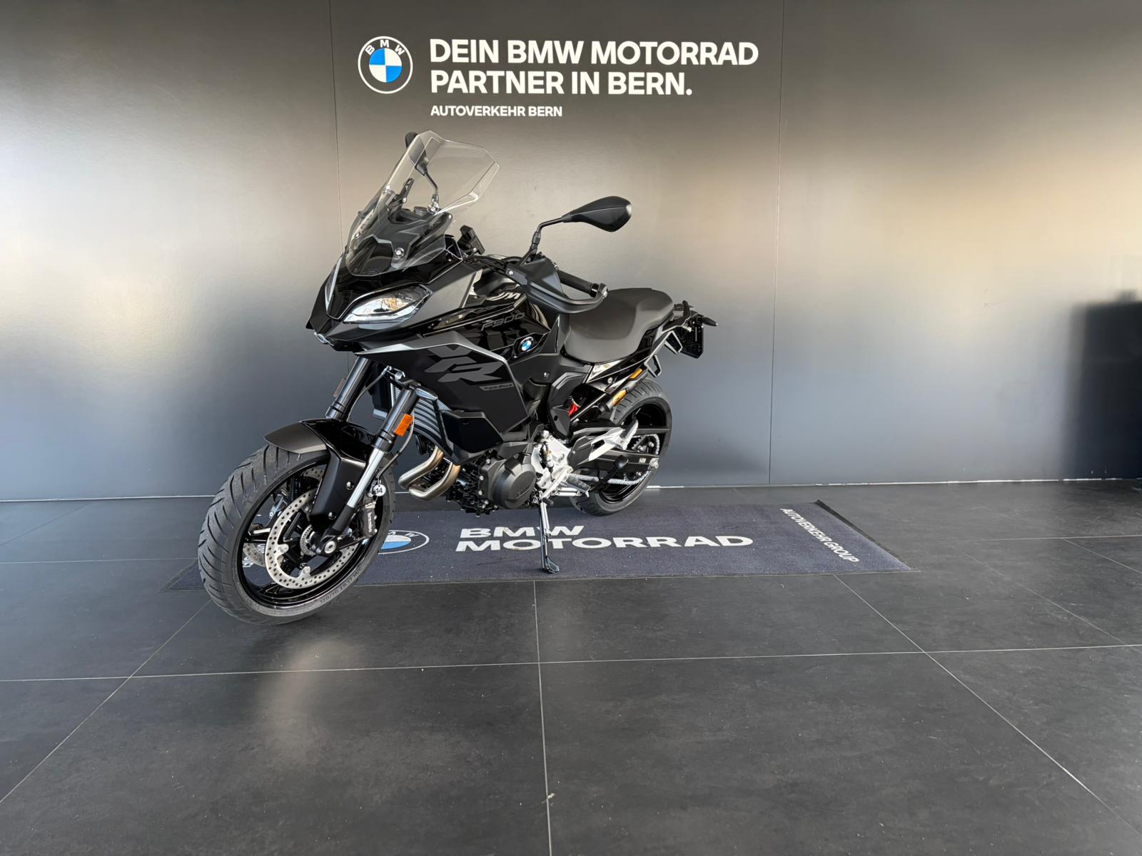BMW F 900 XR A2-showroom-element-2