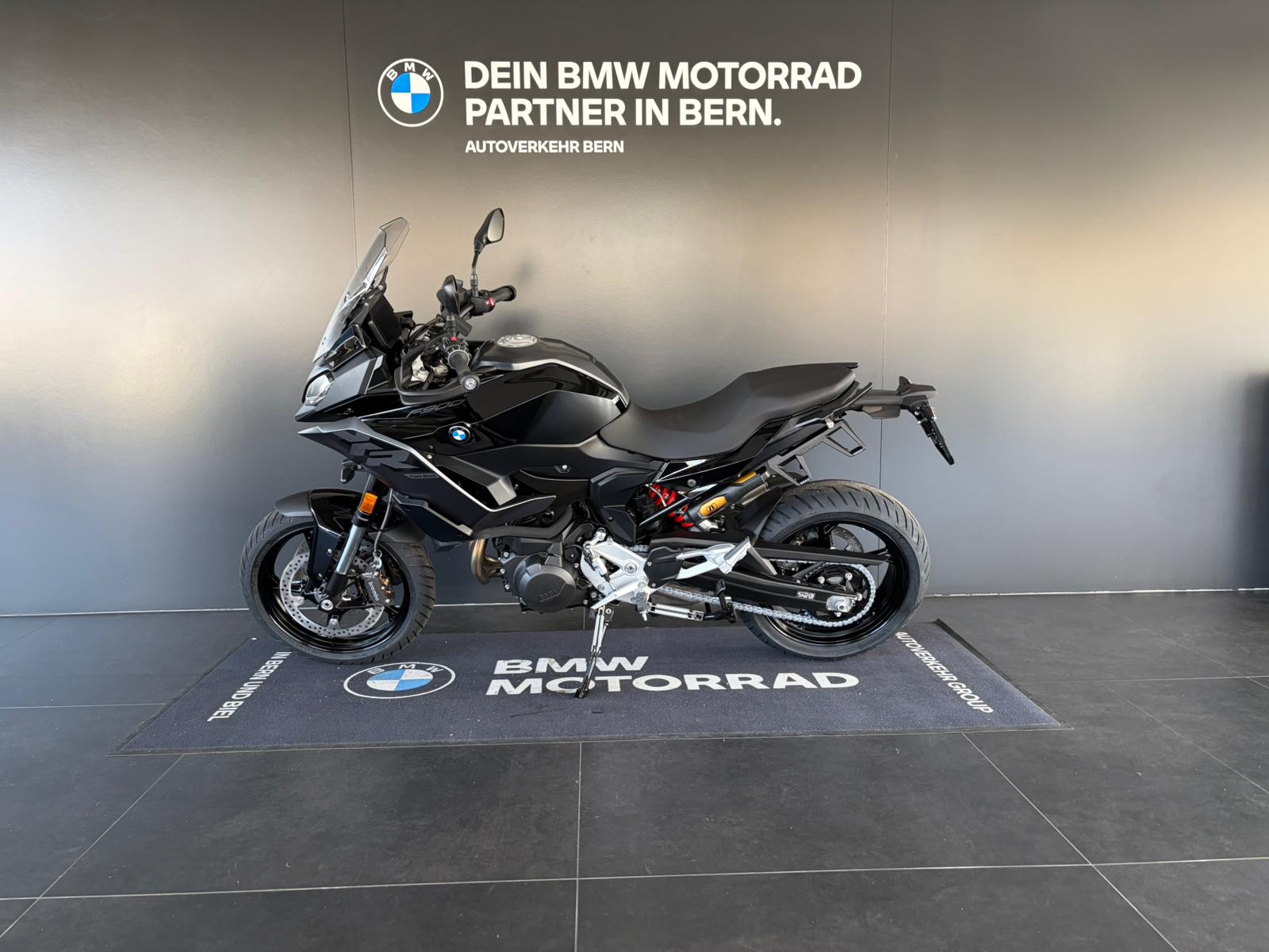 BMW F 900 XR A2-showroom-element-3