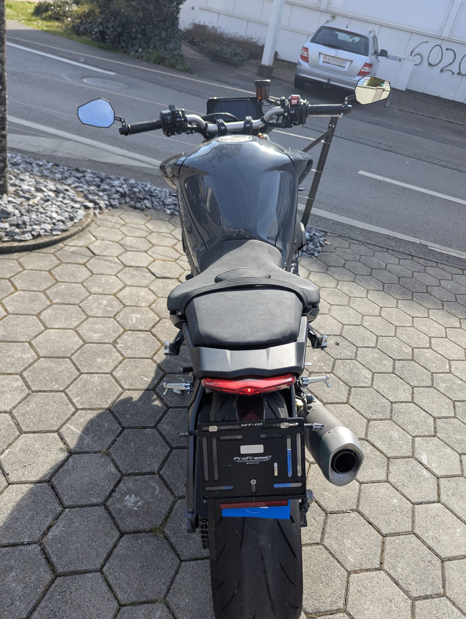 YAMAHA MT-10 ABS-image-3