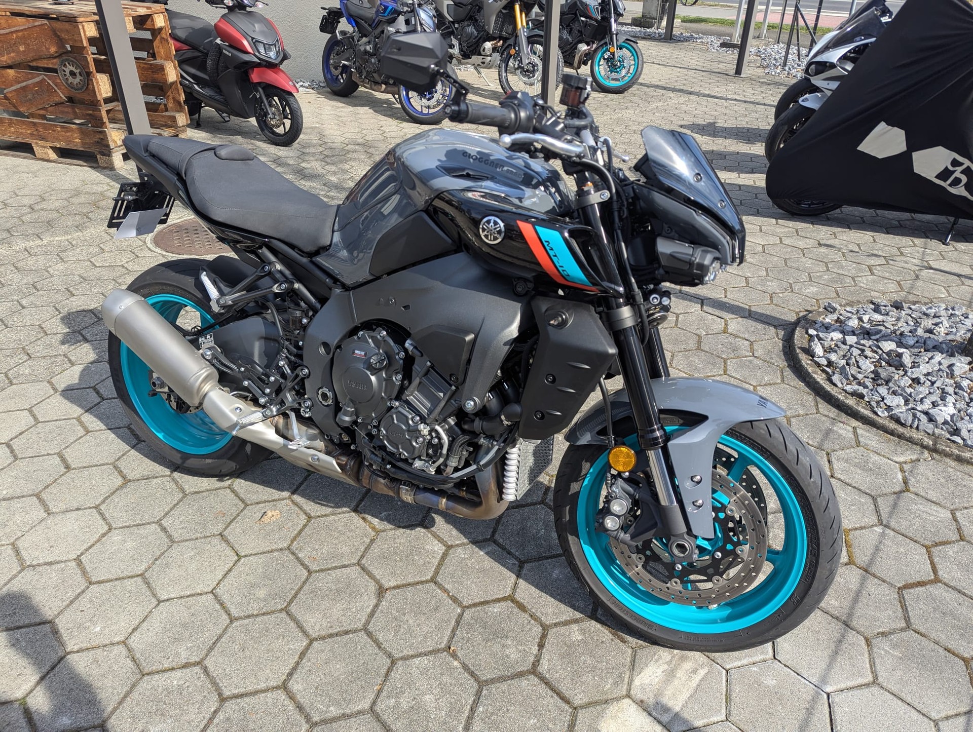 YAMAHA MT-10 ABS