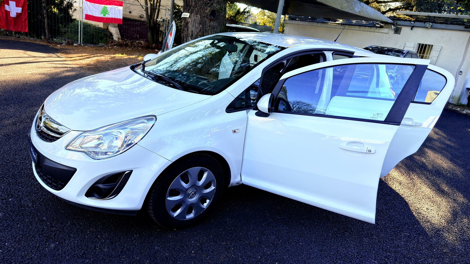 OPEL Corsa 1.4 TP Color Edition Automatic-image-9