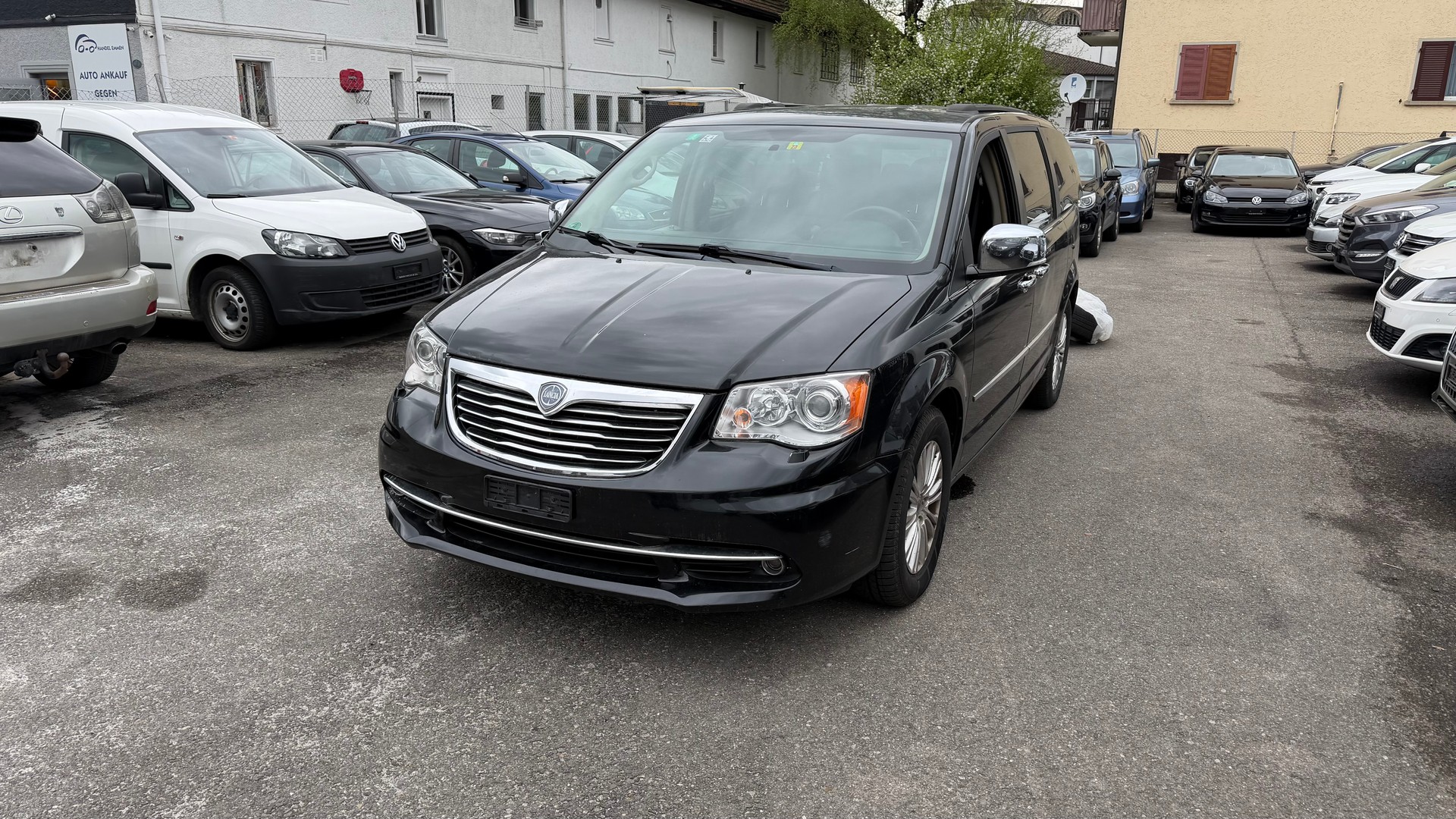 LANCIA Voyager 2.8D Platinum Automatic-image-1