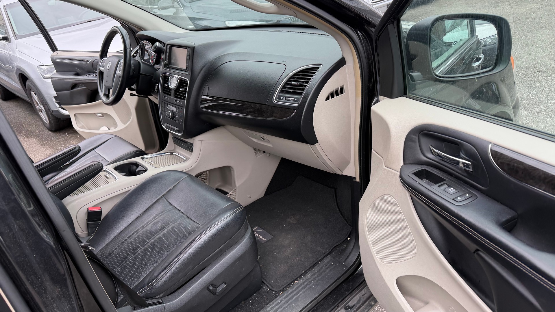 LANCIA Voyager 2.8D Platinum Automatic-image-4