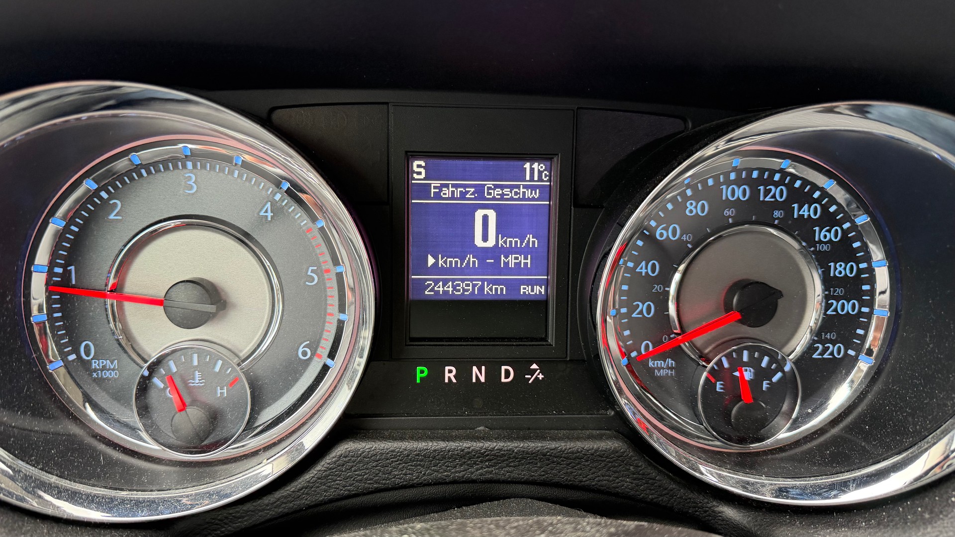 LANCIA Voyager 2.8D Platinum Automatic-image-14