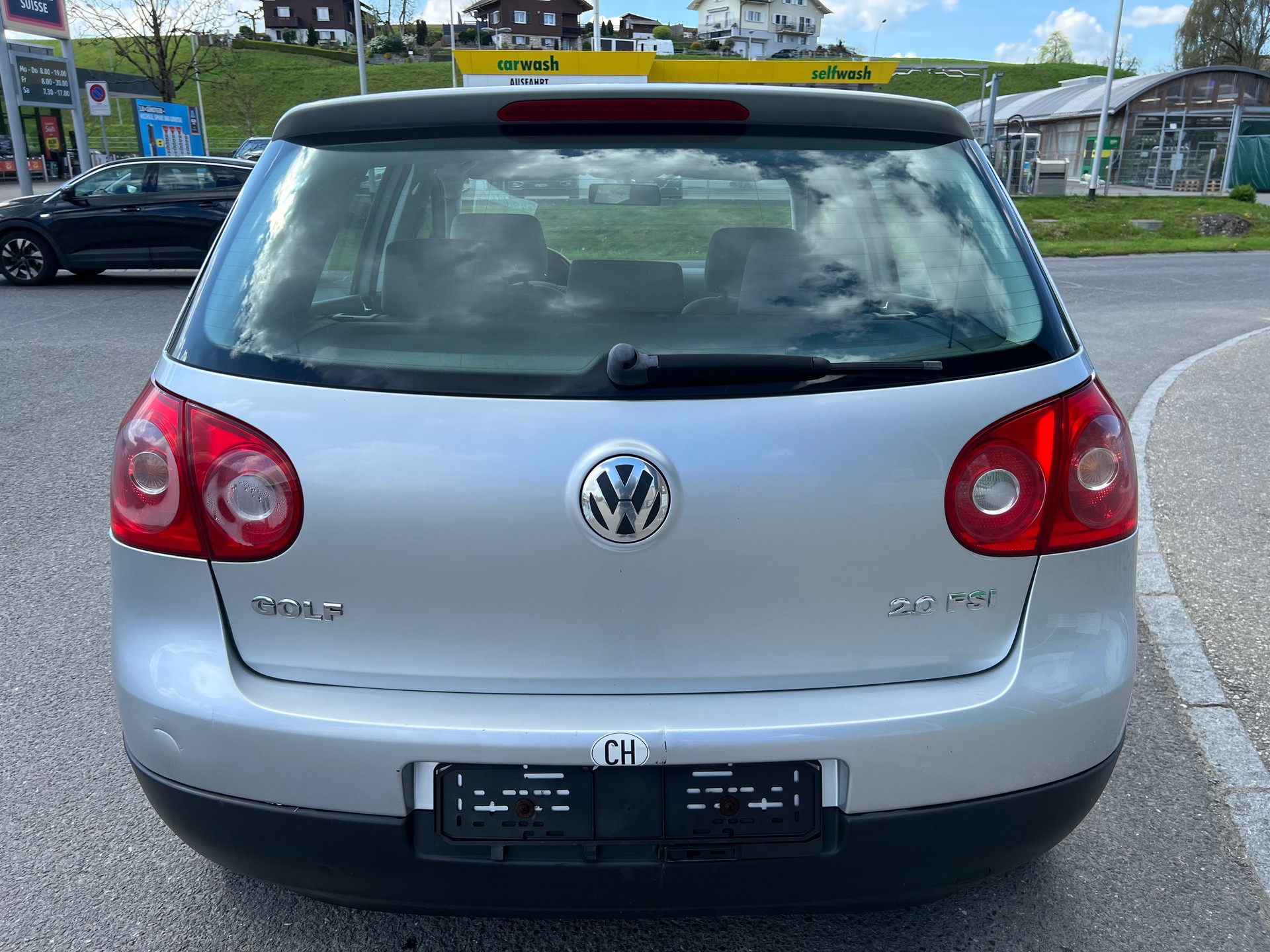 VW Golf 2.0 FSI Comfortline-image-5