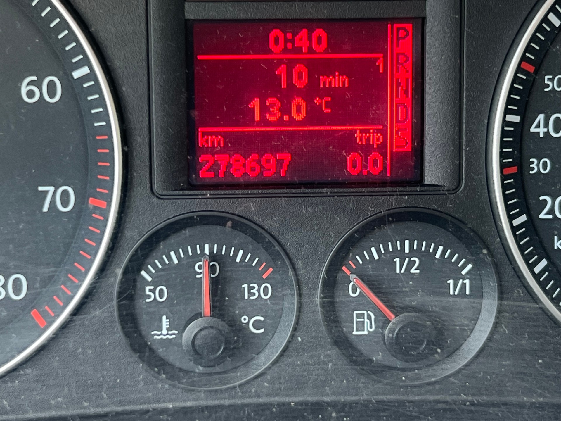 VW Golf 2.0 FSI Comfortline-image-14