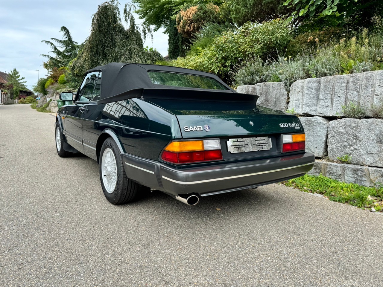 SAAB 900 Turbo-image-15