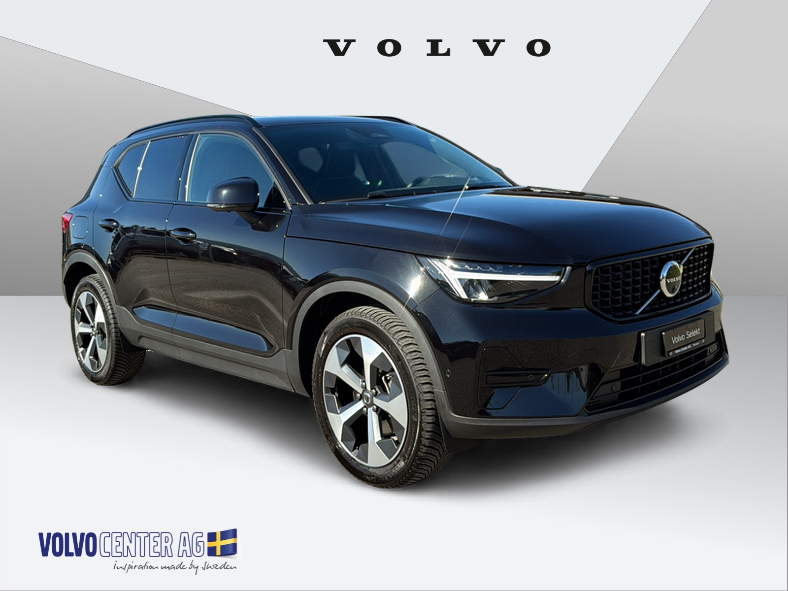 VOLVO XC40 2.0 B3 MH Plus Dark-image-5