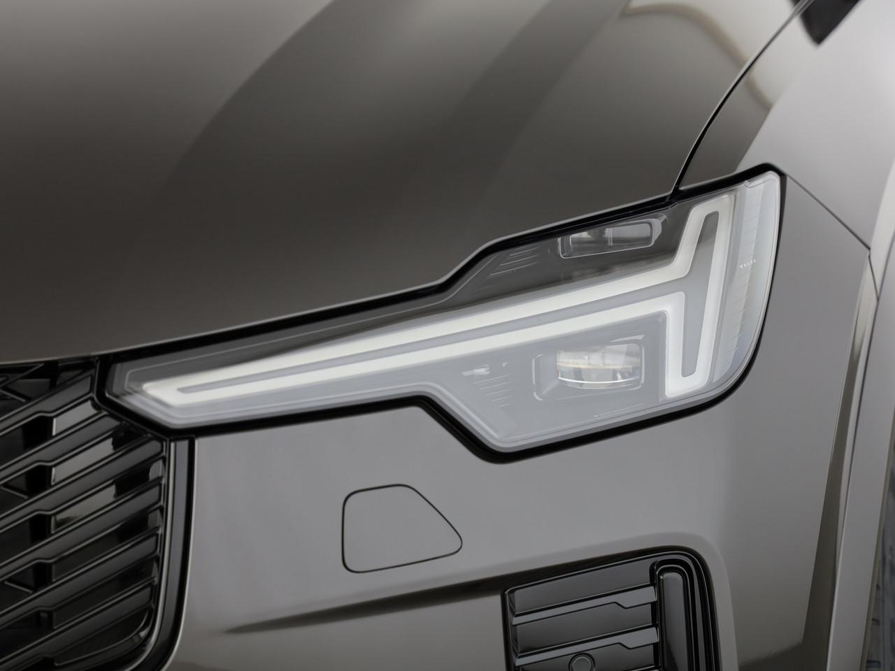 VOLVO XC90 2.0 B5 MH Ultra Dark AWD-image-5